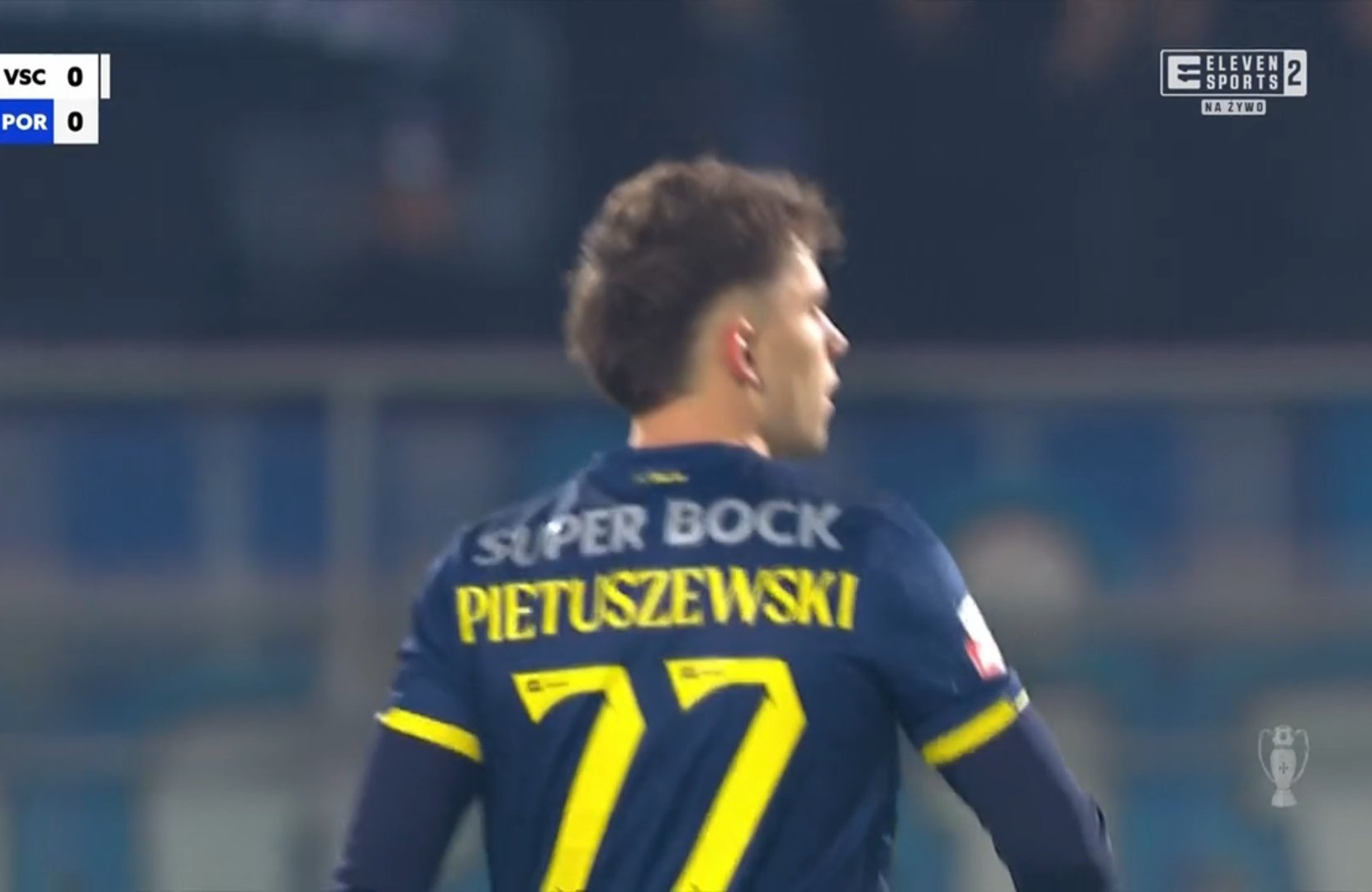 Co za wejście Pietuszewskiego! Wywalczył karnego w debiucie w Porto! [WIDEO]