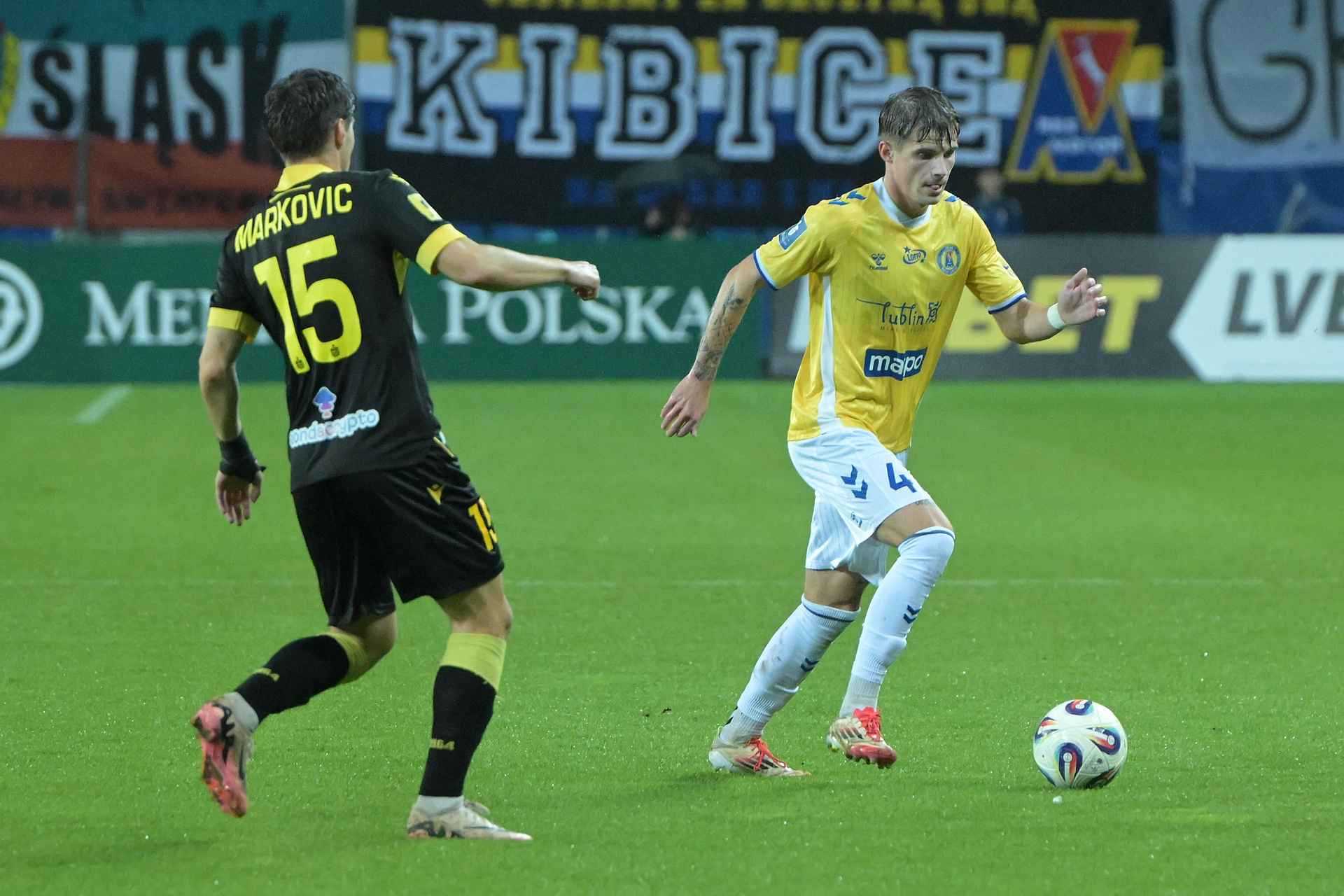 Piłkarz z Ekstraklasy bliski nowego klubu. Trwają negocjacje [NASZ NEWS]