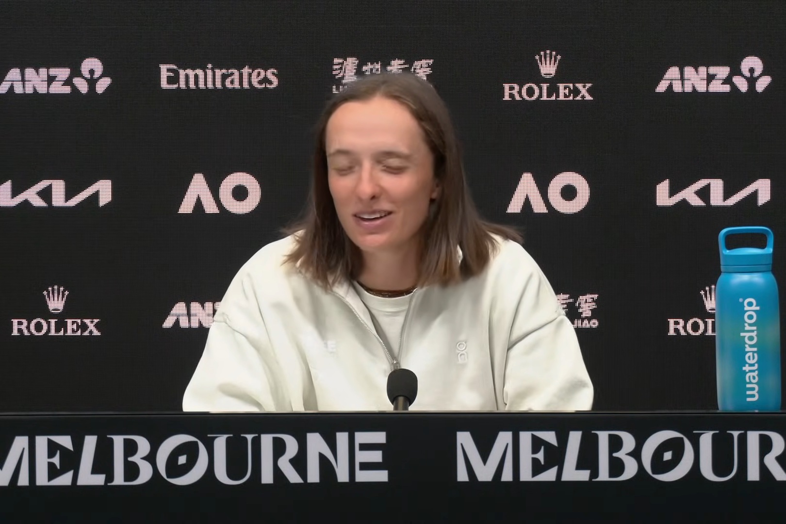 Nie do wiary, jakie pytanie zadali Świątek. Sceny na konferencji