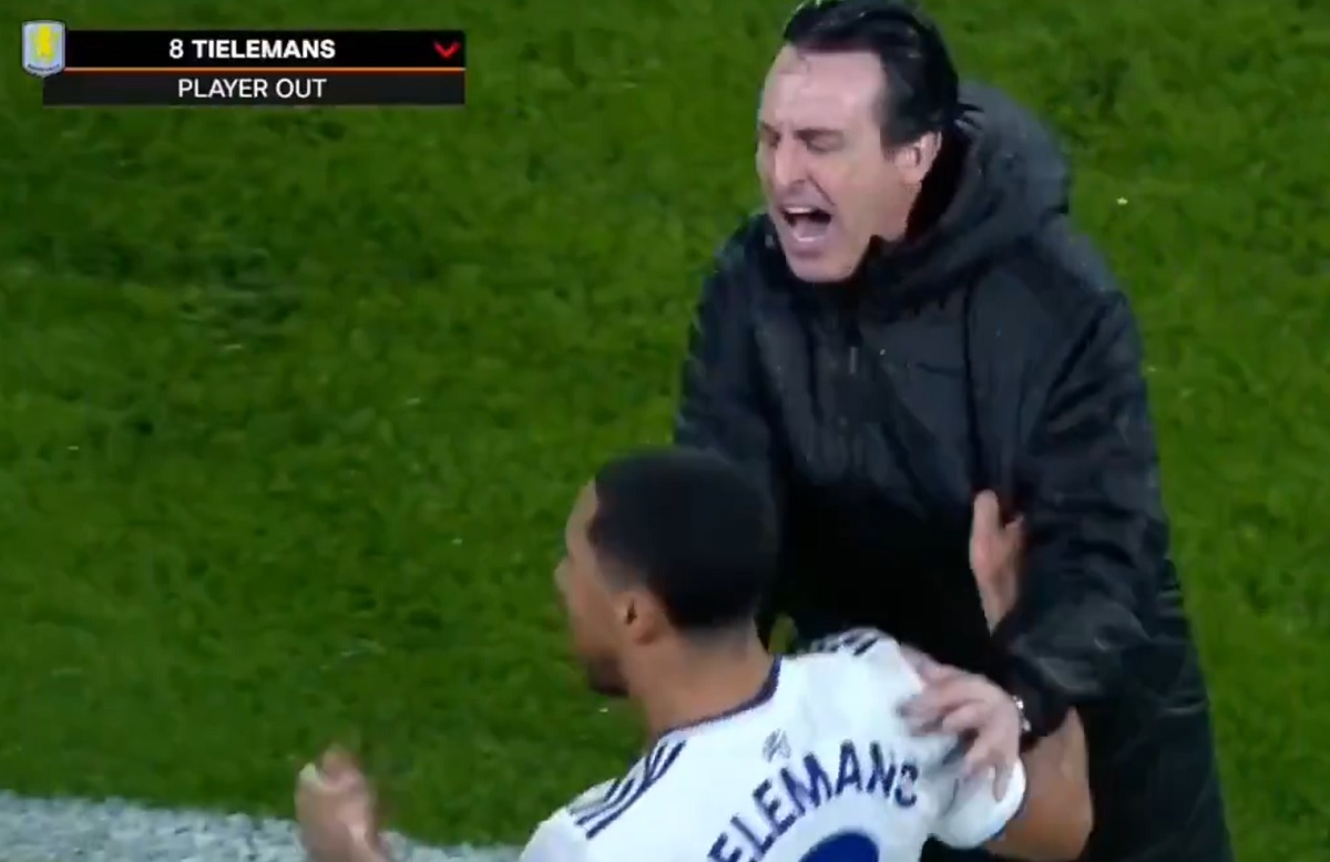 Tak Emery wyjaśnił odepchnięcie gwiazdy. Niebywałe tłumaczenie