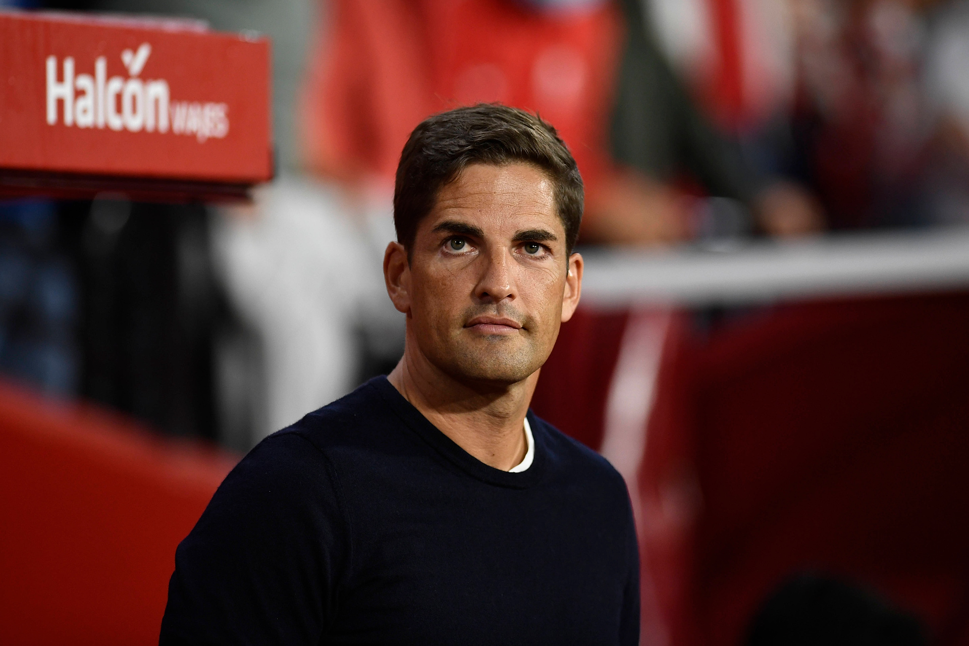 Absurd! Były trener Hiszpanów zrujnował klub. Skład układał mu ChatGPT. "Nie spali 28 godzin"