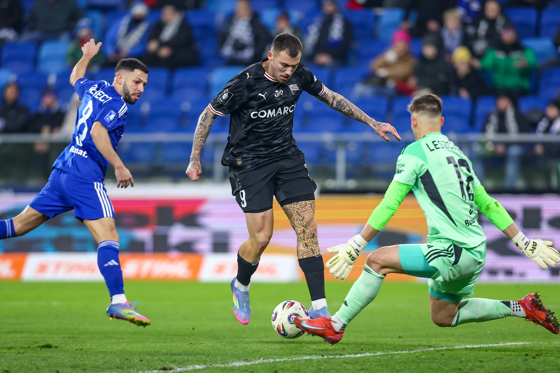 Gwiazda Ekstraklasy coraz bliżej przenosin do Serie A? Ważne wieści od Di Marzio  [AKTUALIZACJA]