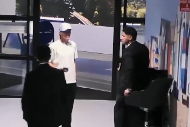 Niespodziewane problemy Świątek. Nie chcieli jej wpuścić na kort [WIDEO]