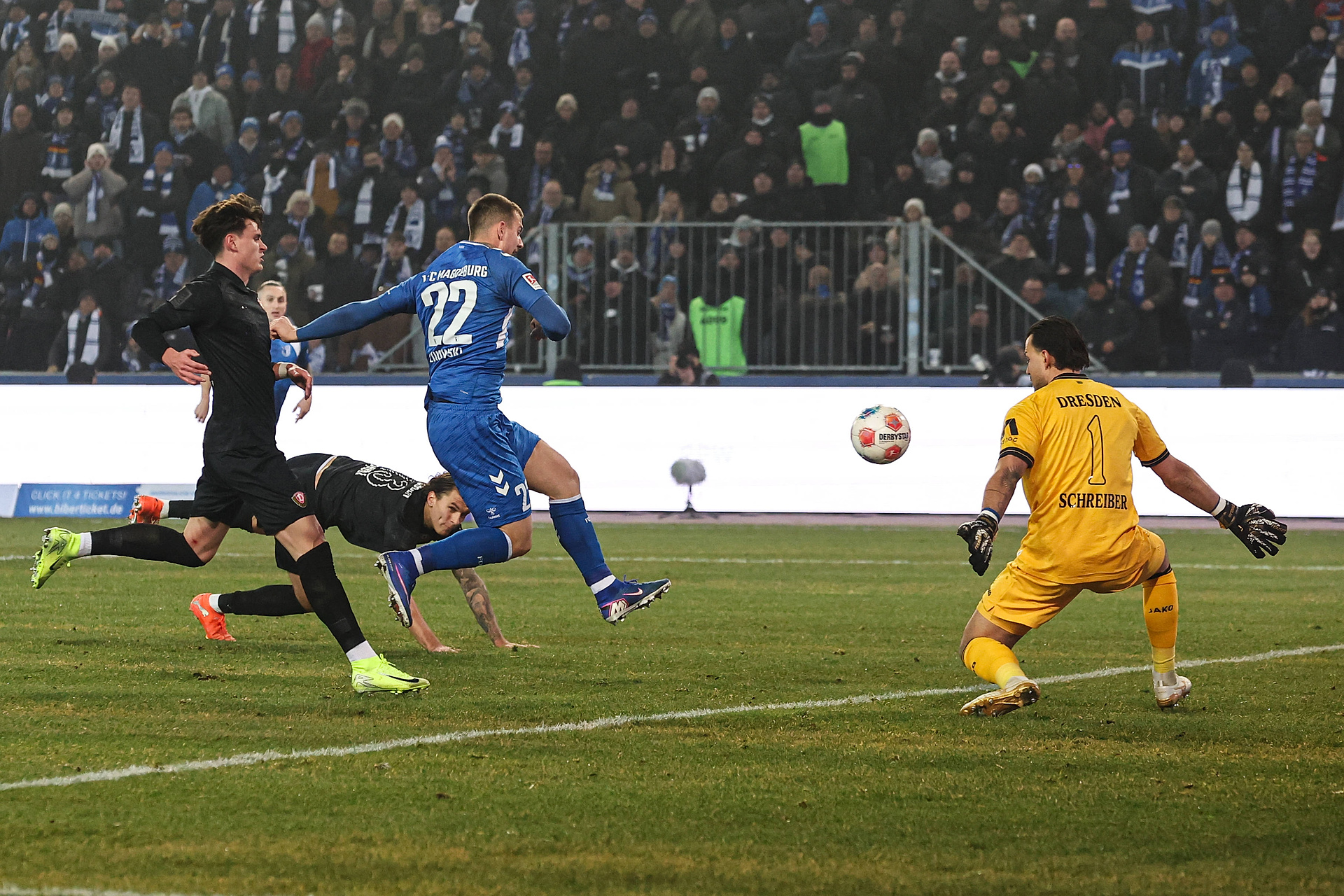 Nowa "dziewiątka" dla reprezentacji? Spokojnie. Jest w życiowej formie, ale... to nie "dziewiątka"