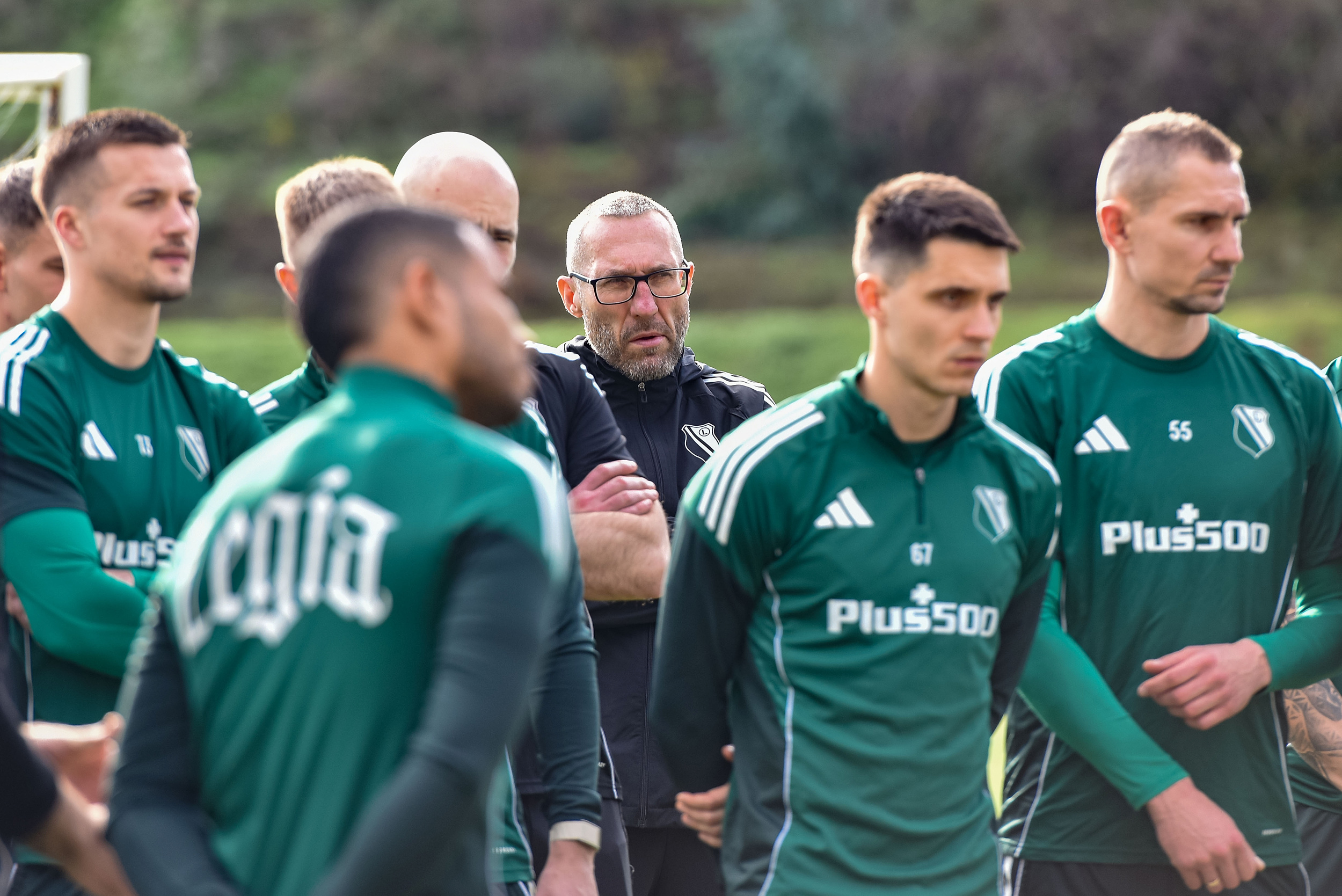 350 zł za gola Legii w debiucie Papszuna! Akcja buka na powrót Ekstraklasy