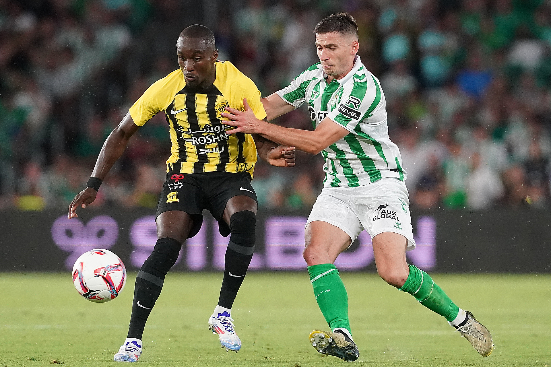 Inter ściąga gwiazdę z Arabii. To już pewne, ujawniono warunki transferu