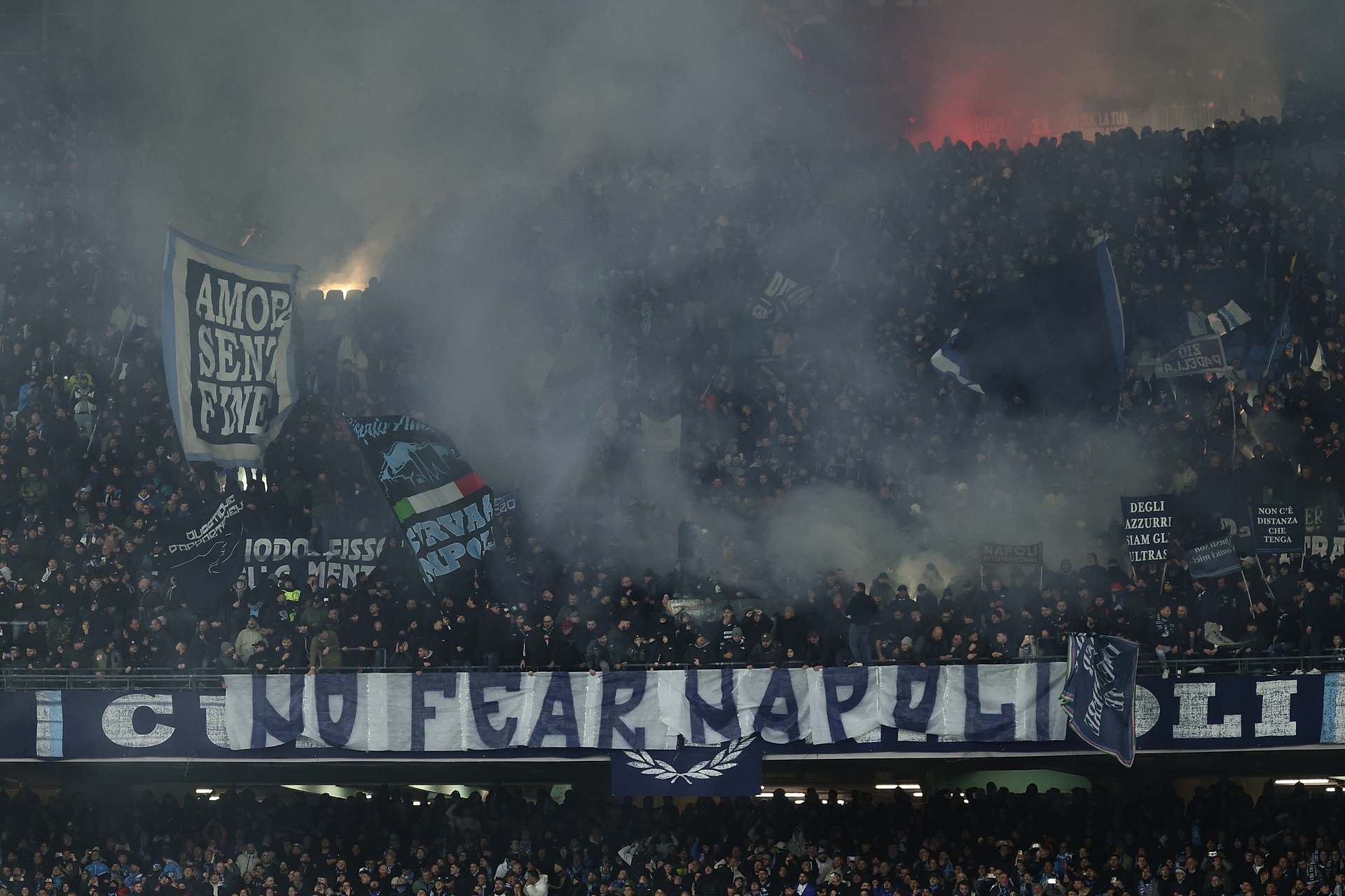 Media: Skandal przed meczem Napoli. Kibic dźgnięty nożem