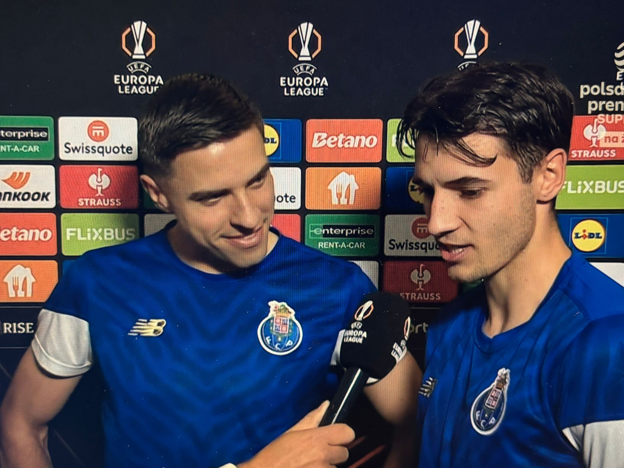 Szalony mecz Polaków, Bednarek w roli głównej. Pomeczowy wywiad rozwalił system