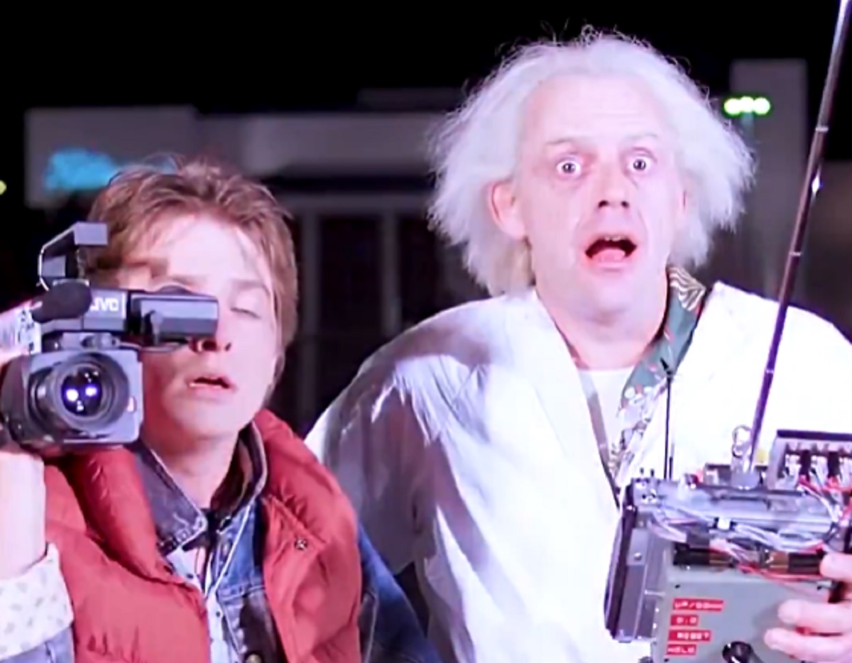 "Powrót do przyszłości" w znanym klubie. Tak ogłosili transfer [WIDEO]