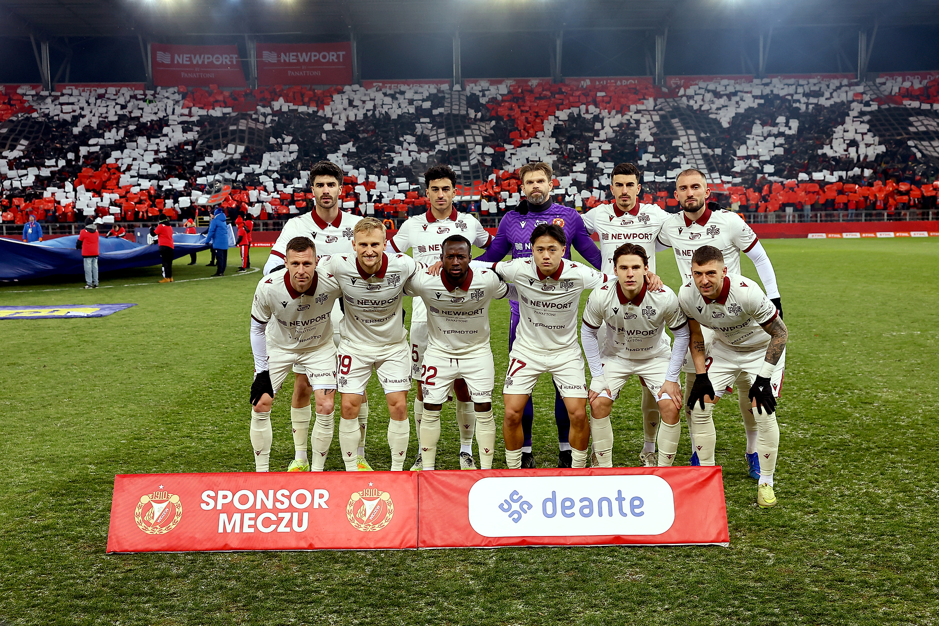 Wrze po porażce Widzewa. "Jeszcze z 20 milionów i może będą kopać piłkę"