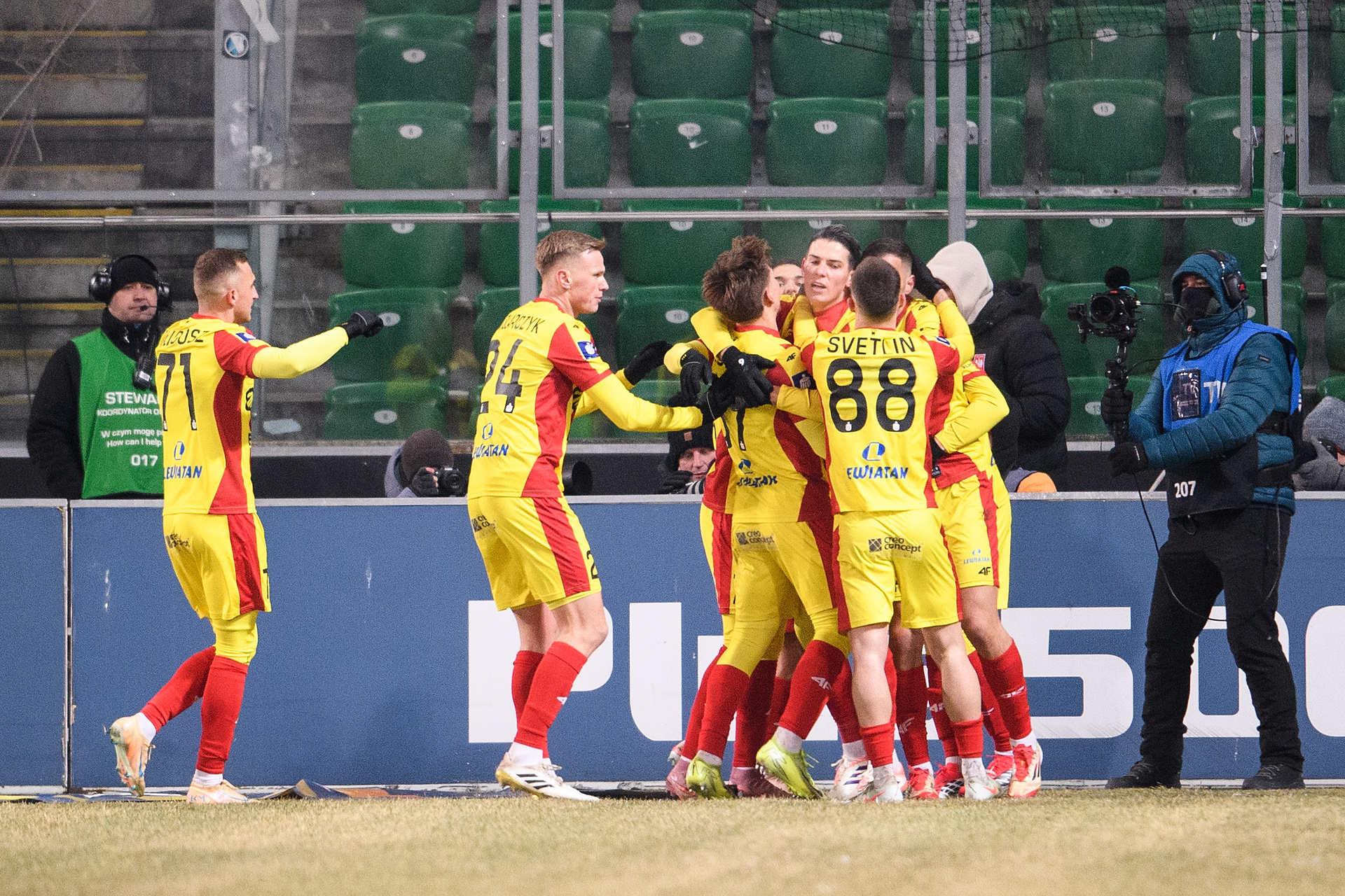 Klęska Legii w debiucie Papszuna! Szok w 90. minucie