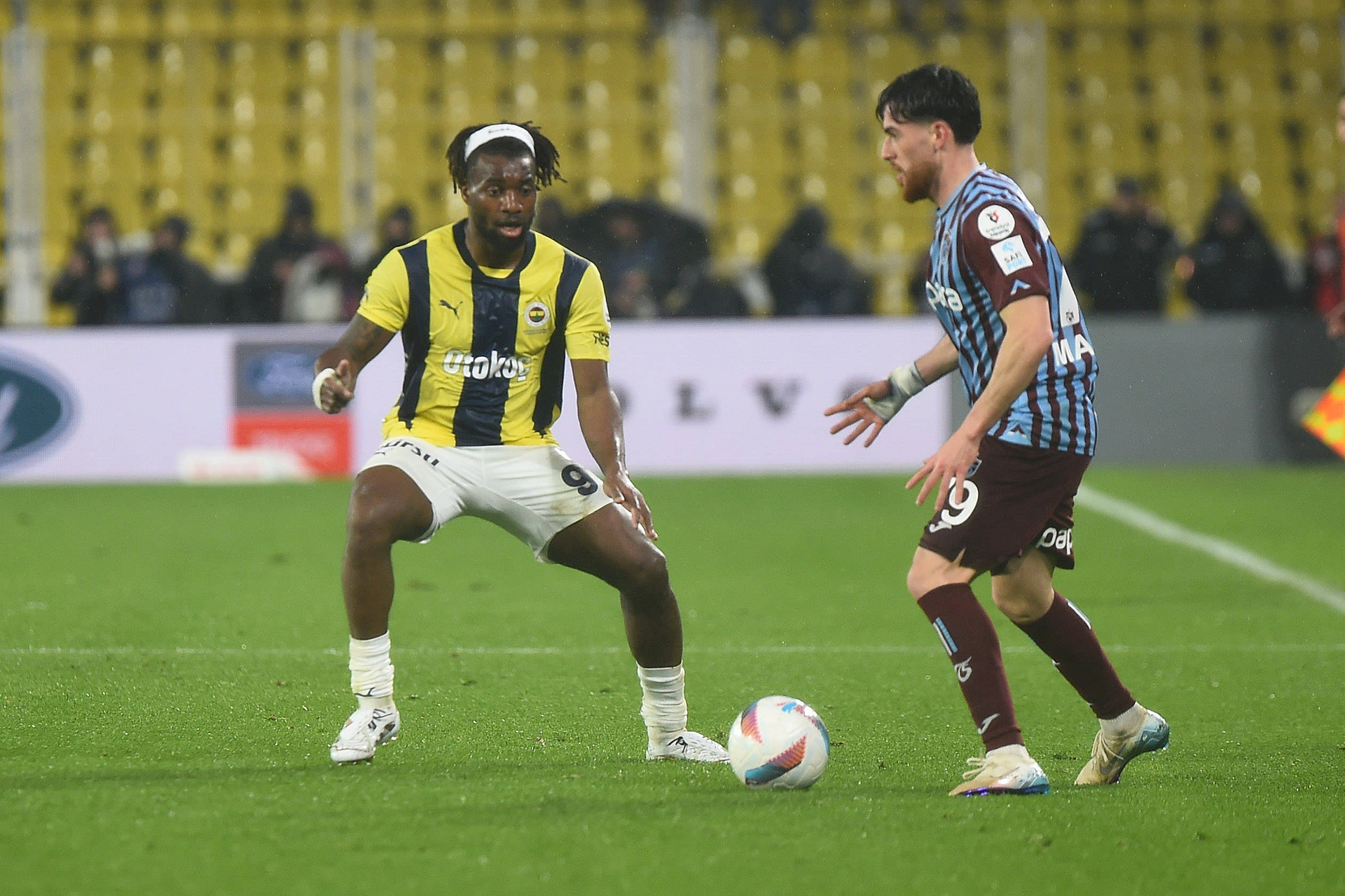 Znany skrzydłowy wraca do Europy. Przedstawił bulwersujący powód