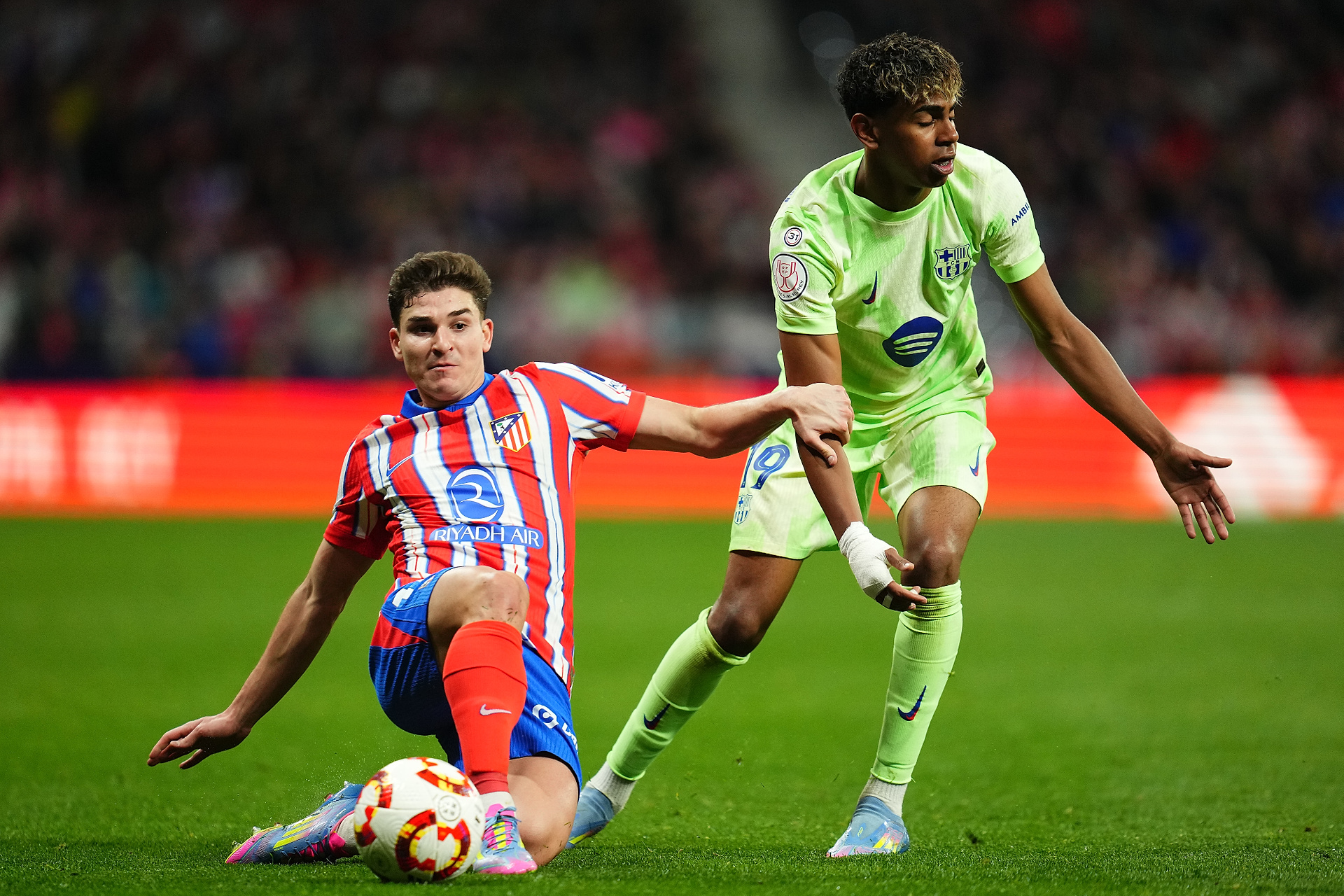 "Haaland lub Alvarez są możliwi". Te słowa naprawdę padły w Barcelonie