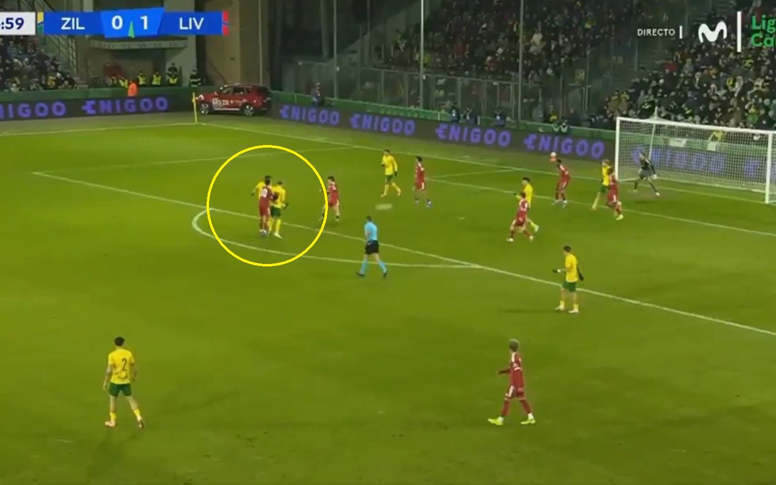 Polak strzelił z Liverpoolem! Ale huknął, porażka giganta [WIDEO]