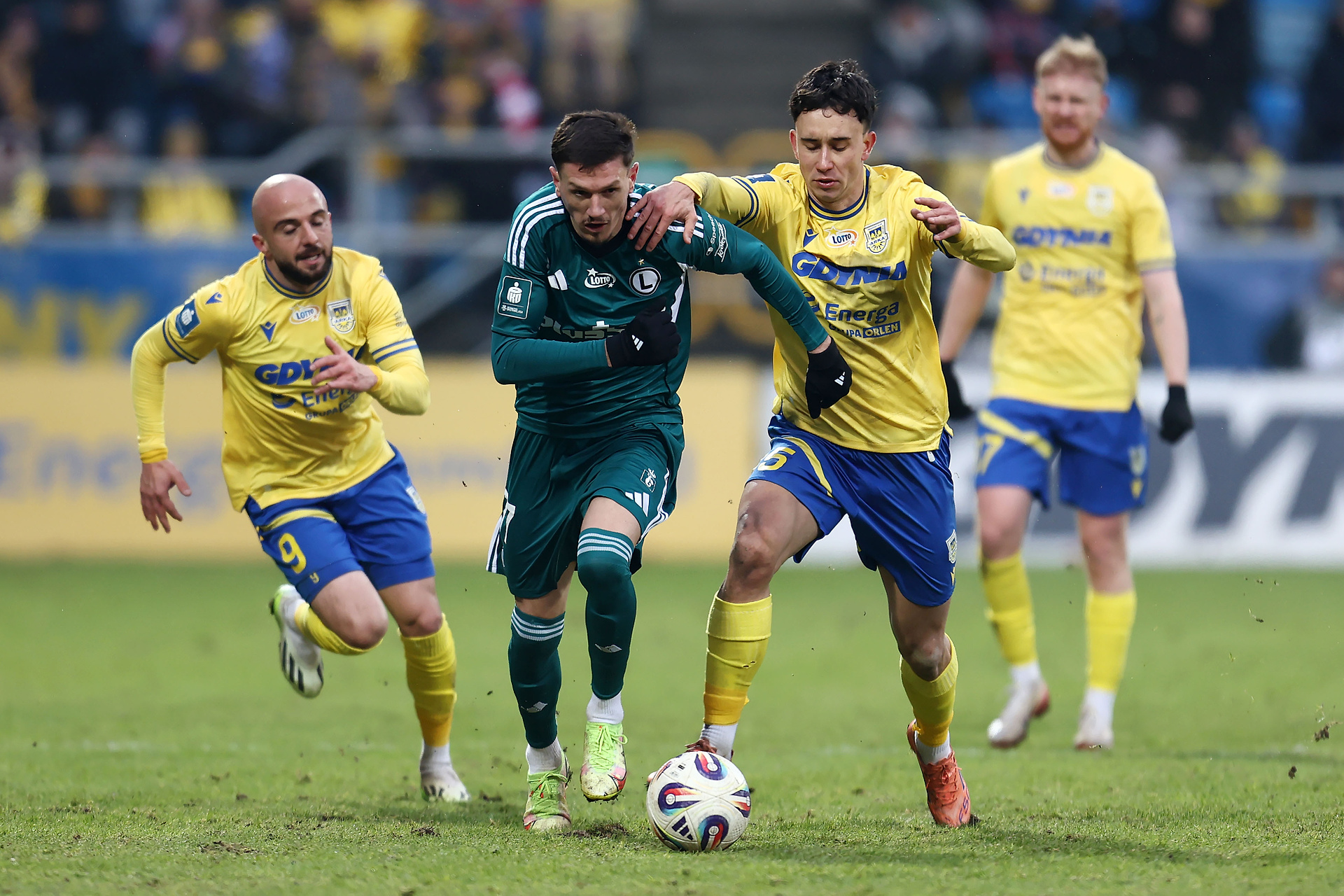 Legia urwała się ze stryczka! Kosmiczna końcówka meczu z Arką