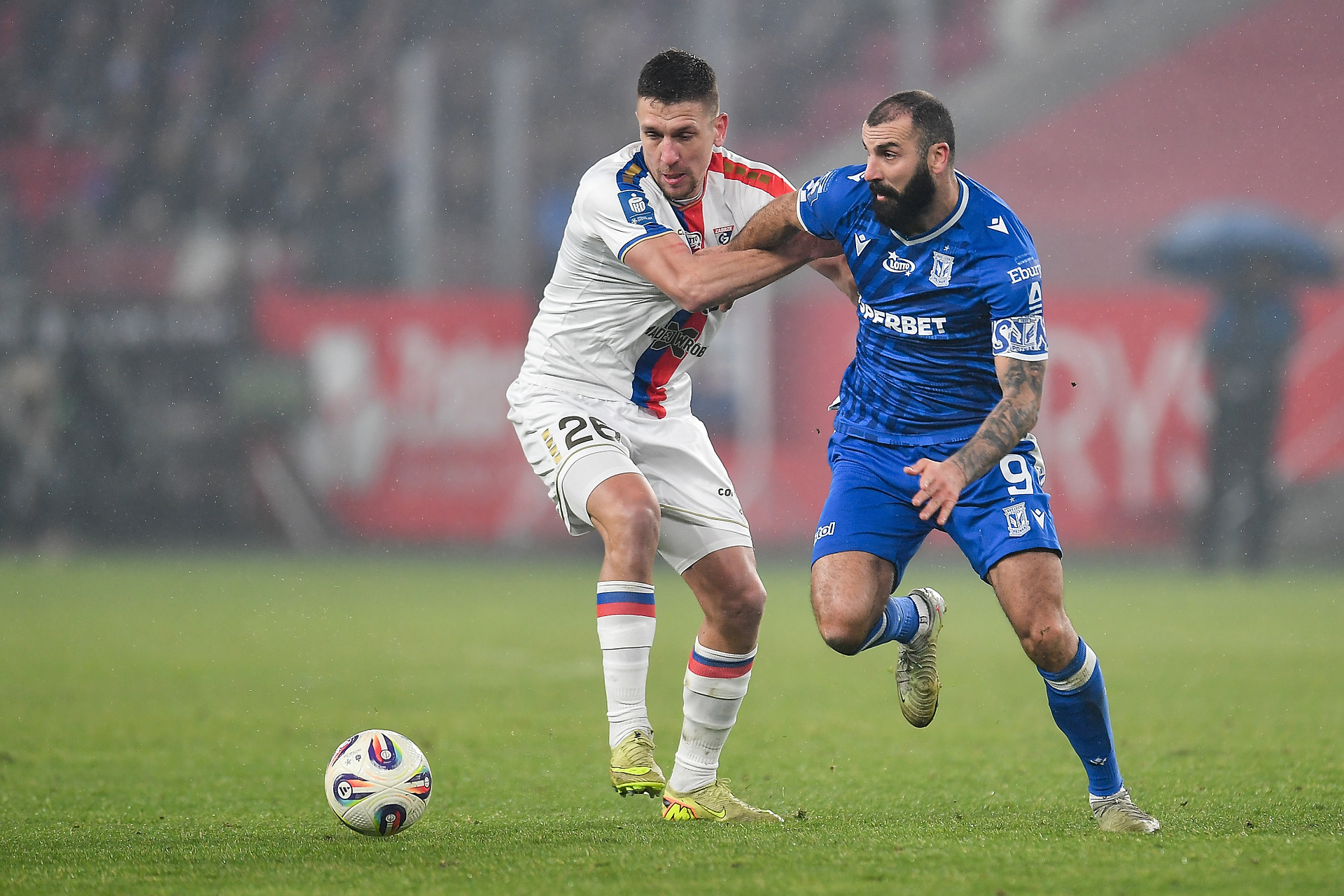 Przełamanie Lecha w hicie kolejki! Mistrz Polski zdobył Zabrze