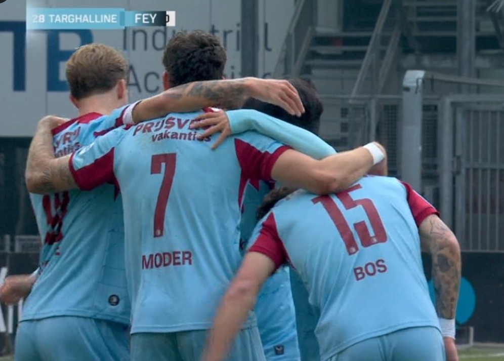 Moder z asystą dla Feyenoordu! Kapitalny powrót Polaka [WIDEO]