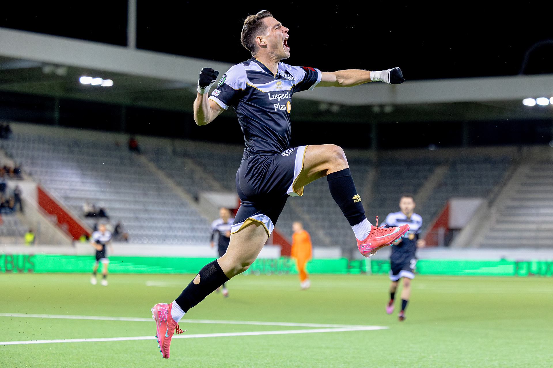 Nie tylko Widzew! Klub Ekstraklasy złożył ofertę, daje aż trzy mln euro