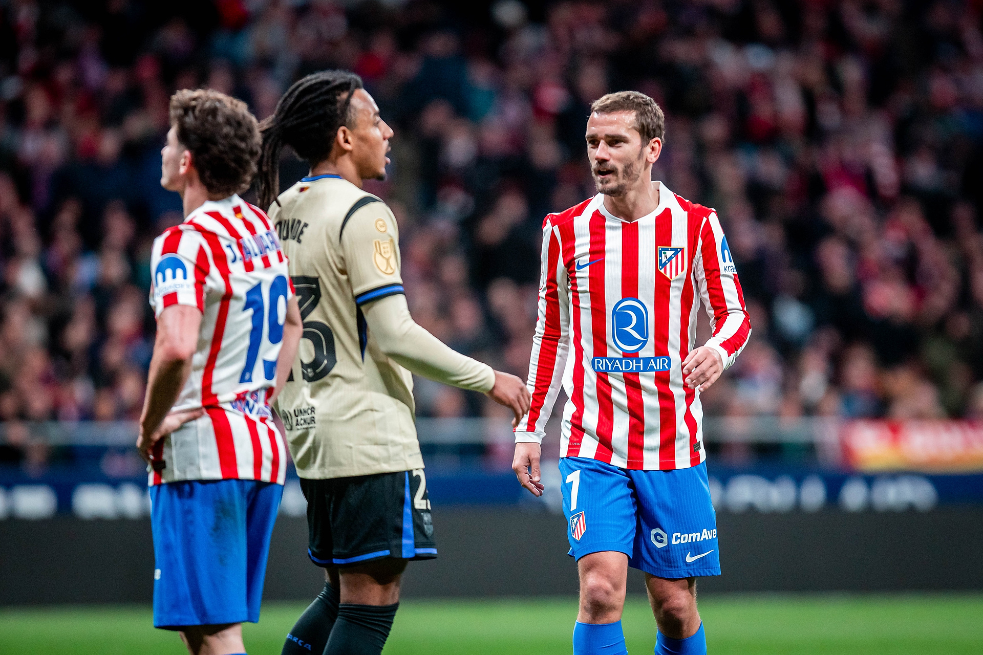 Dziennikarze grzmią po klęsce Barcelony. "Przecież to kompletnie rozwala mecz"