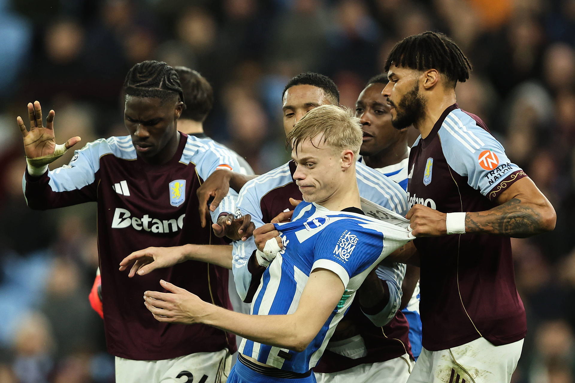 Kolejny trener może stracić pracę. Gorąco w Premier League