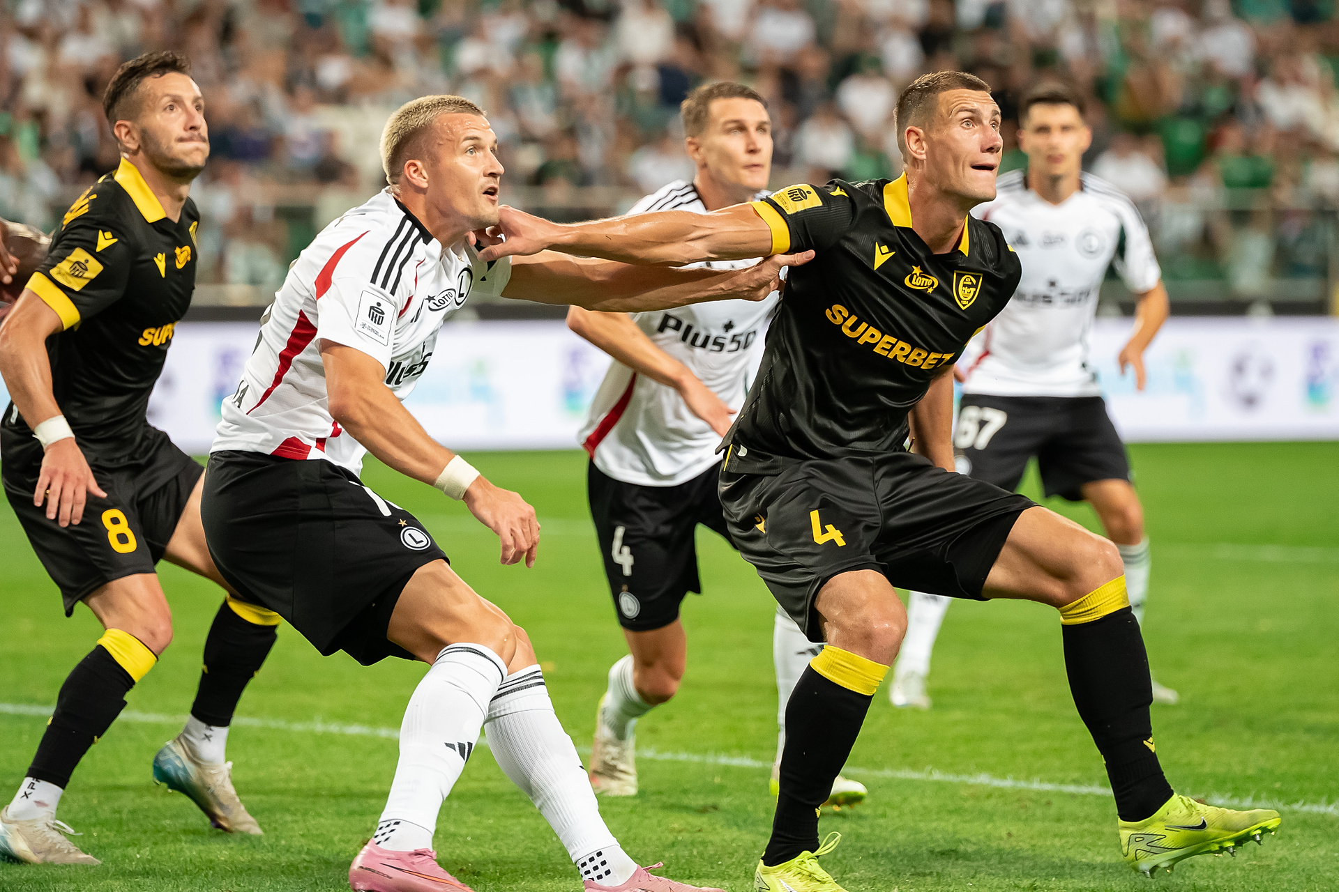 Legia prowadzi! Bardzo ważny gol w Katowicach