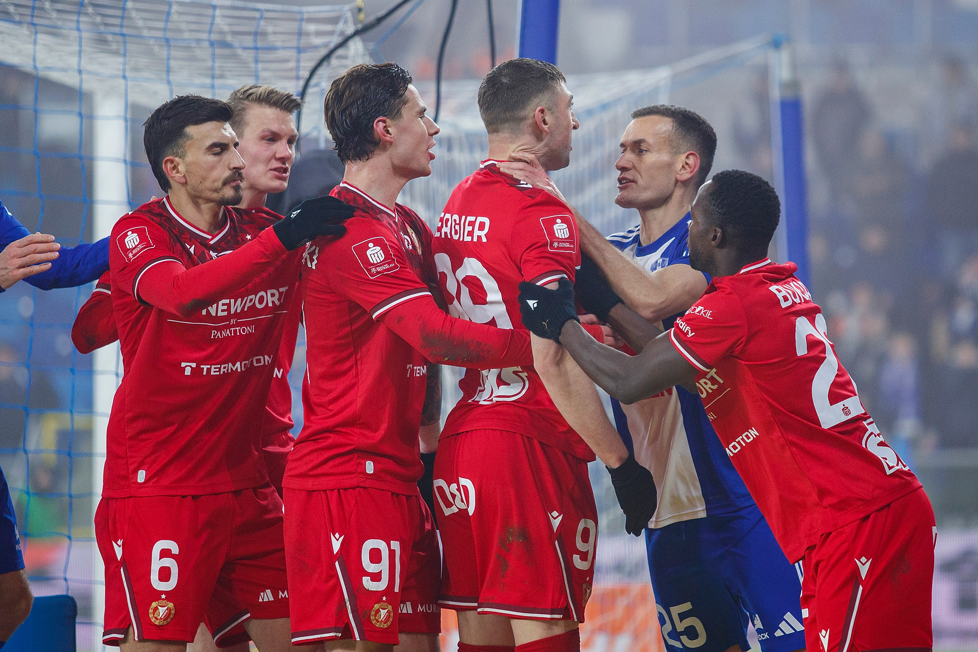 "Wstyd by mi było to powiedzieć". Gwiazdor Widzewa nie gryzie się w język