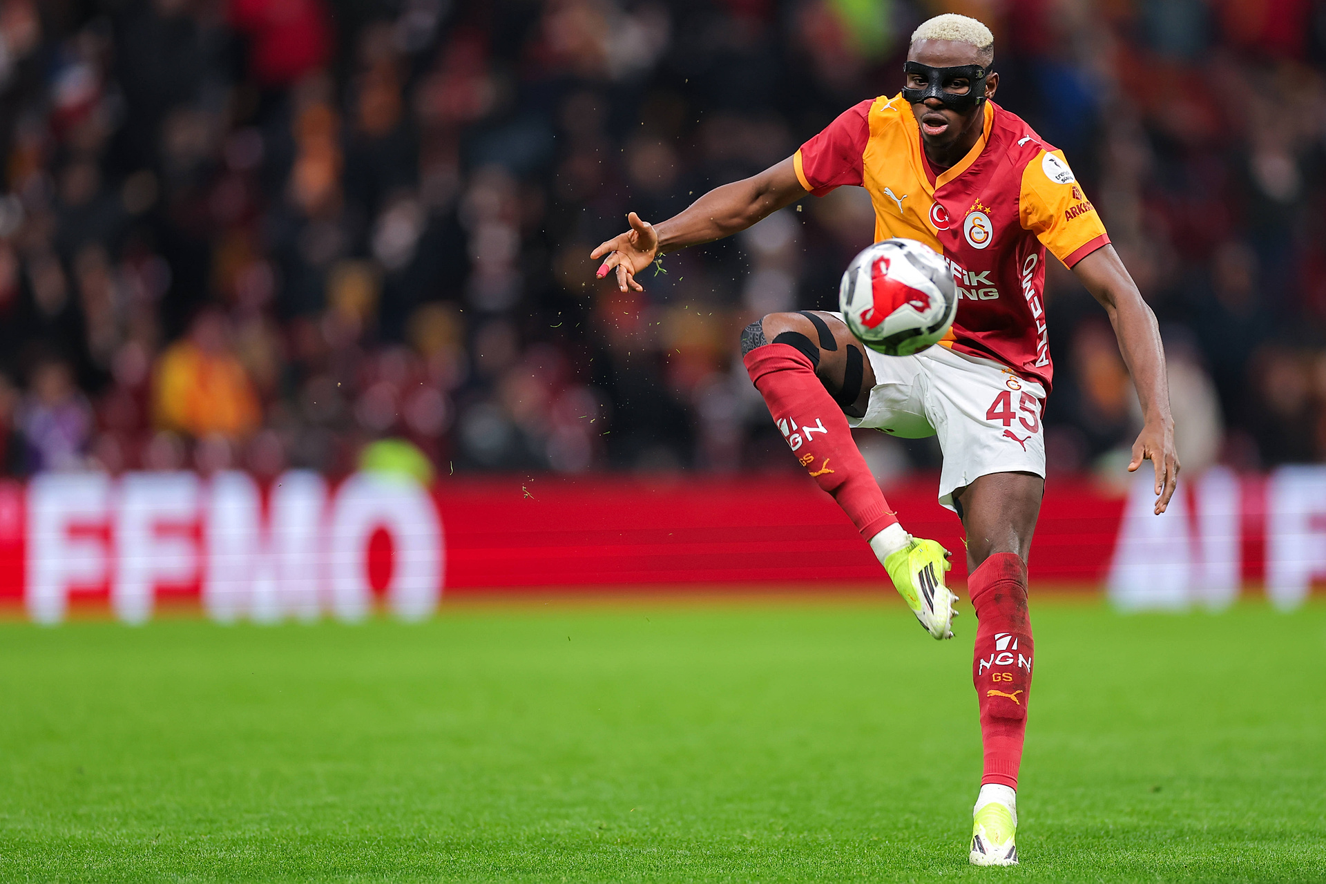 Nie uwierzycie, gdzie mógł trafić Osimhen. Wszystko zdradził