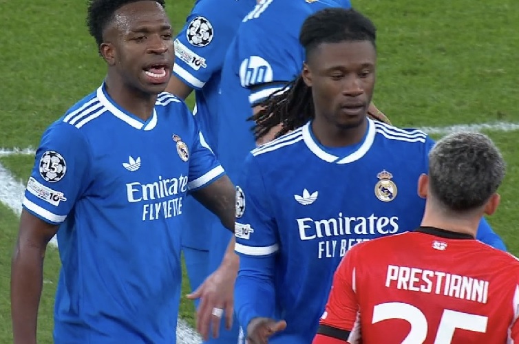 Vinicius zszedł z boiska! Sceny w starciu Realu, mecz przerwano [WIDEO]