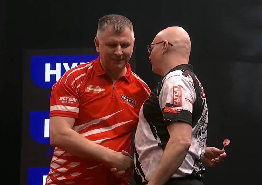 Tak się gra! Pewny triumf Ratajskiego, rozniósł rywala w Krakowie