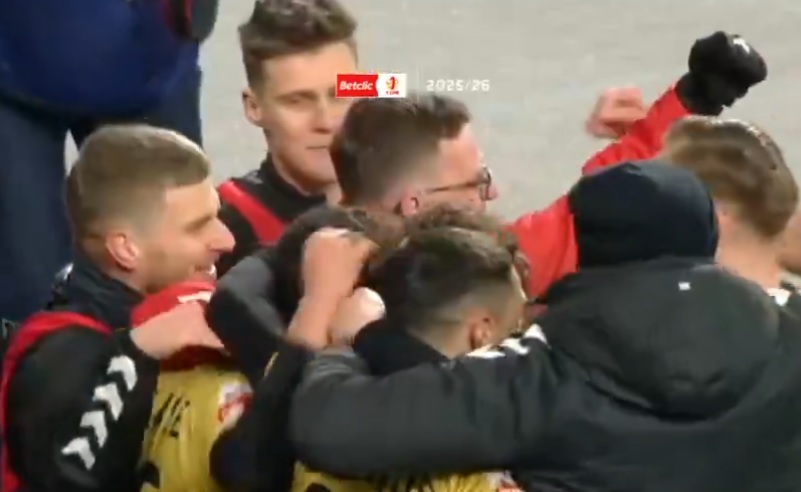 Pięć goli w hicie I ligi. Polonia walczy o awans