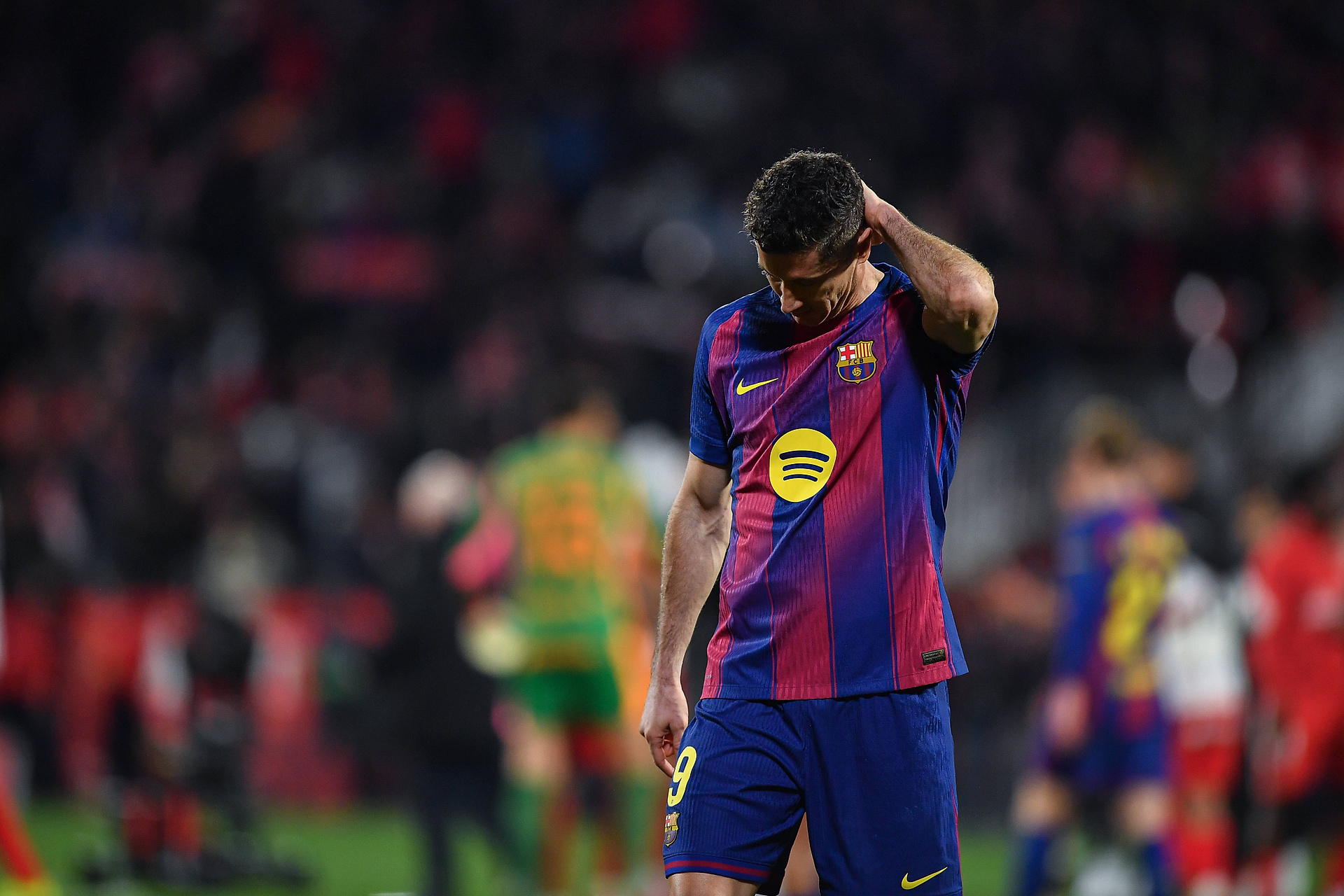 Flick zaskoczy ws. Lewandowskiego? Tak ma zagrać FC Barcelona