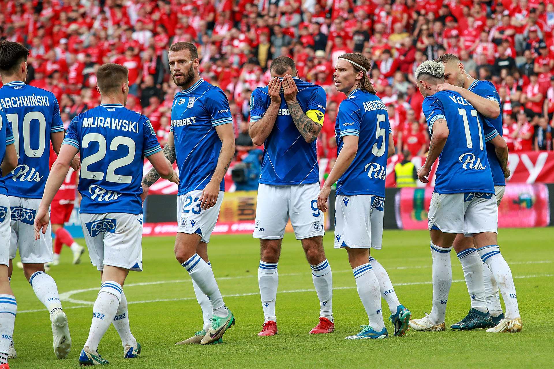 Lech Poznań utopił półtora miliona. Kibice byli załamani