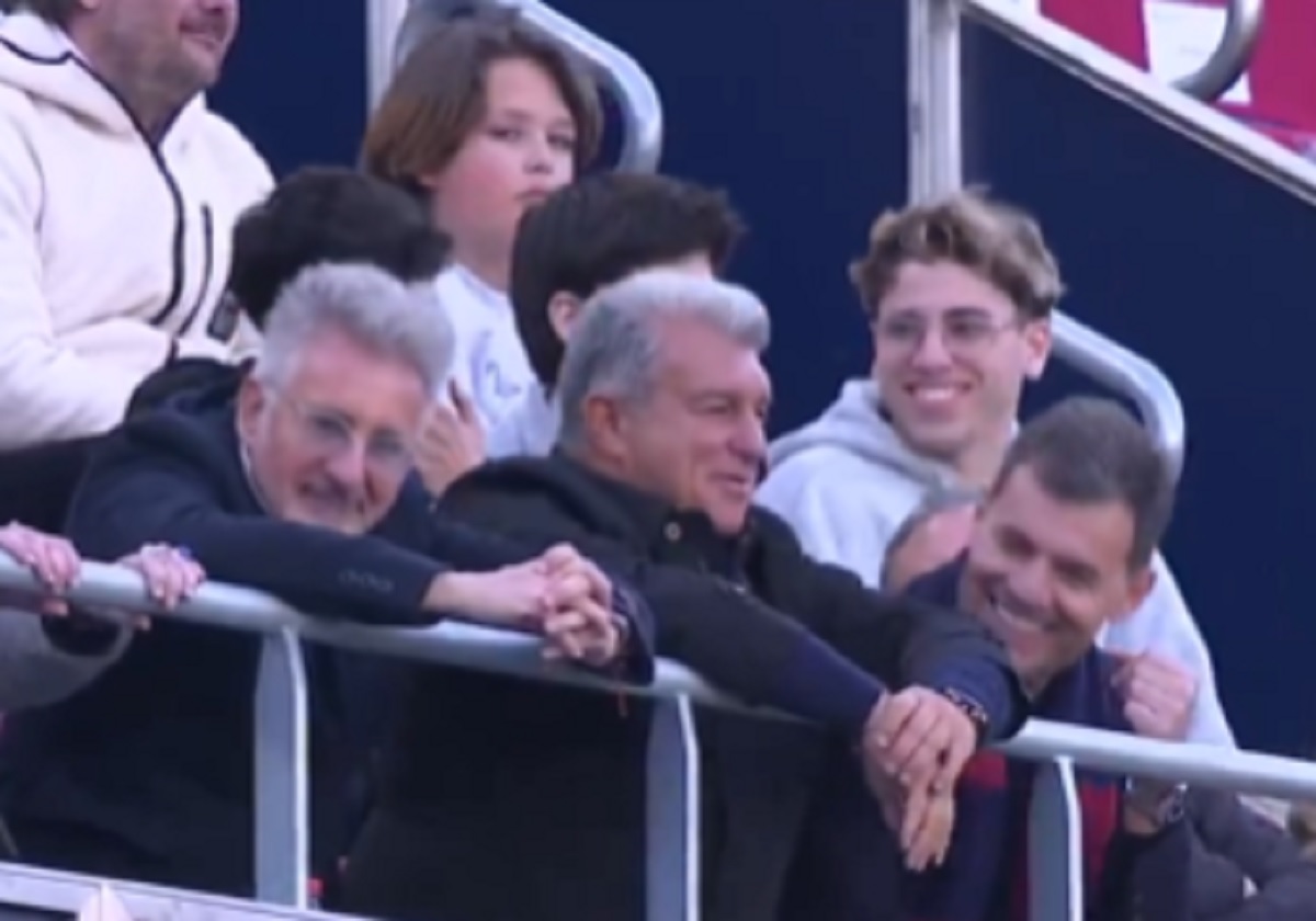 Nagle wybrzmiała przyśpiewka o Realu. Tak zachował się Laporta [WIDEO]