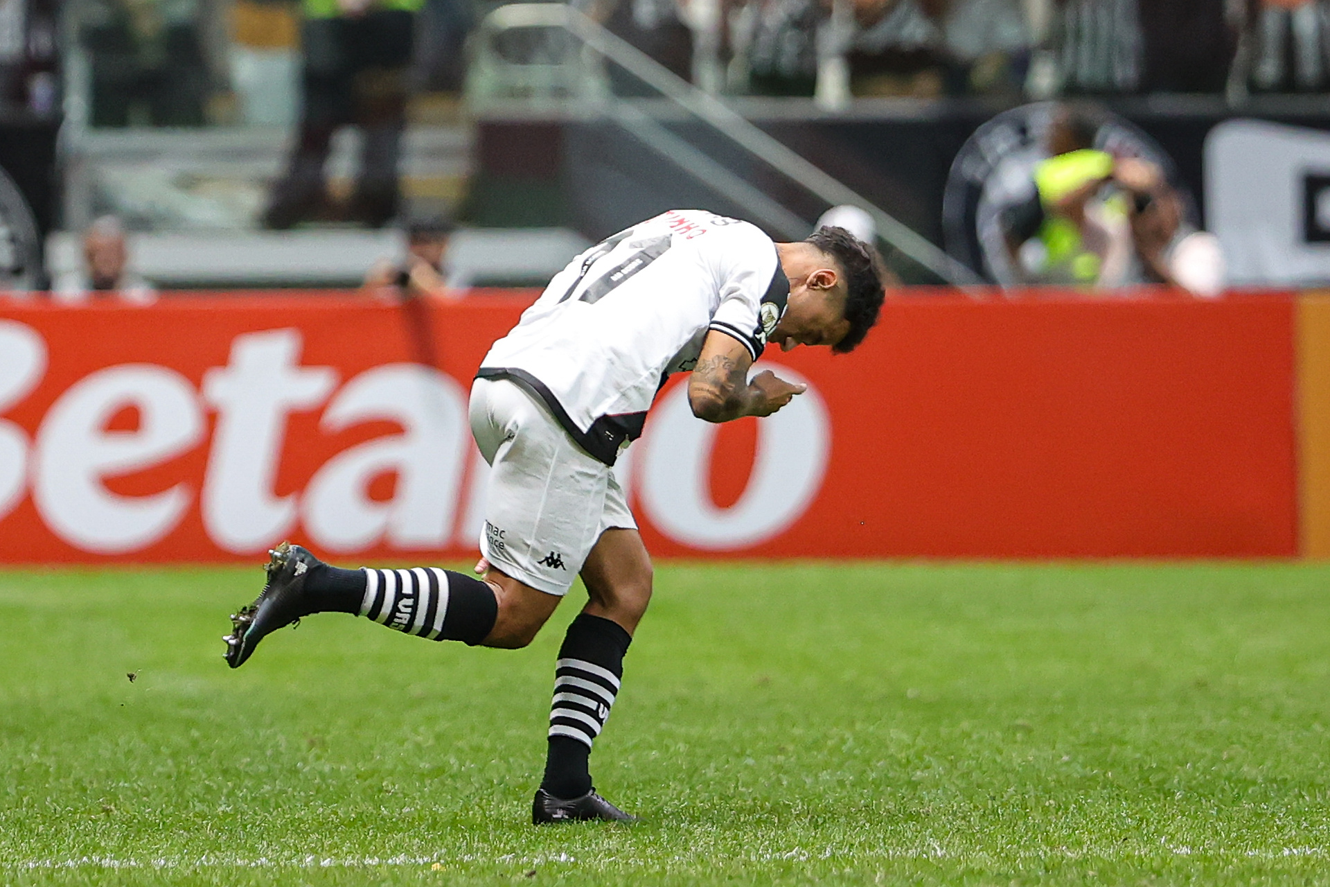 Kosztował 135 mln euro, dziś jest wart "grosze". I nawet nie ma klubu