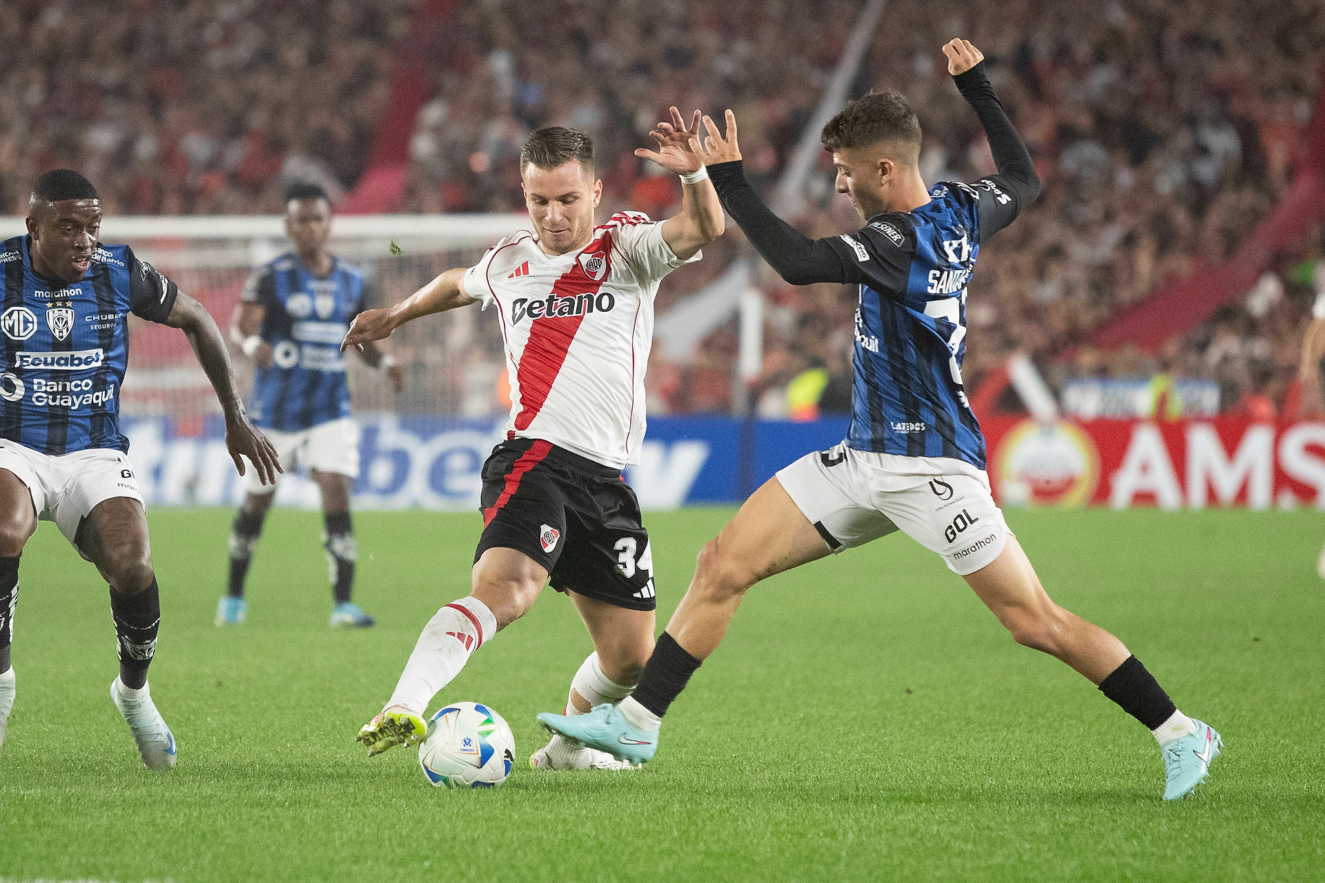  Jest here we go od Romano. Ten transfer wydarzy się po mundialu