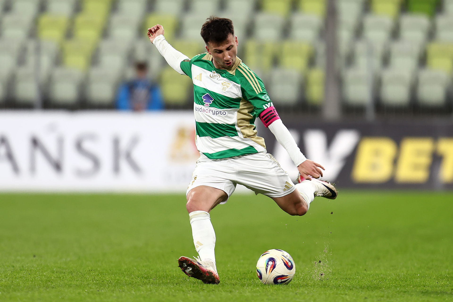 Kapitan Lechii wypalił przed derbami. "Presję mają ci, którzy nie mają co jeść"