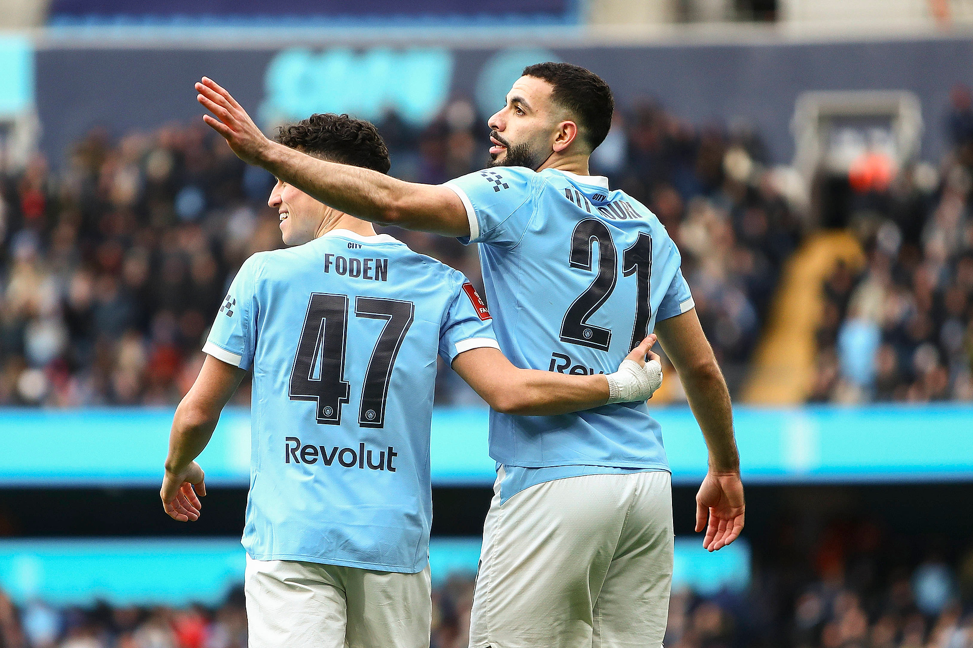 Media: Piłkarz Man City na liście Barcelony. Kosztował aż 75 mln euro