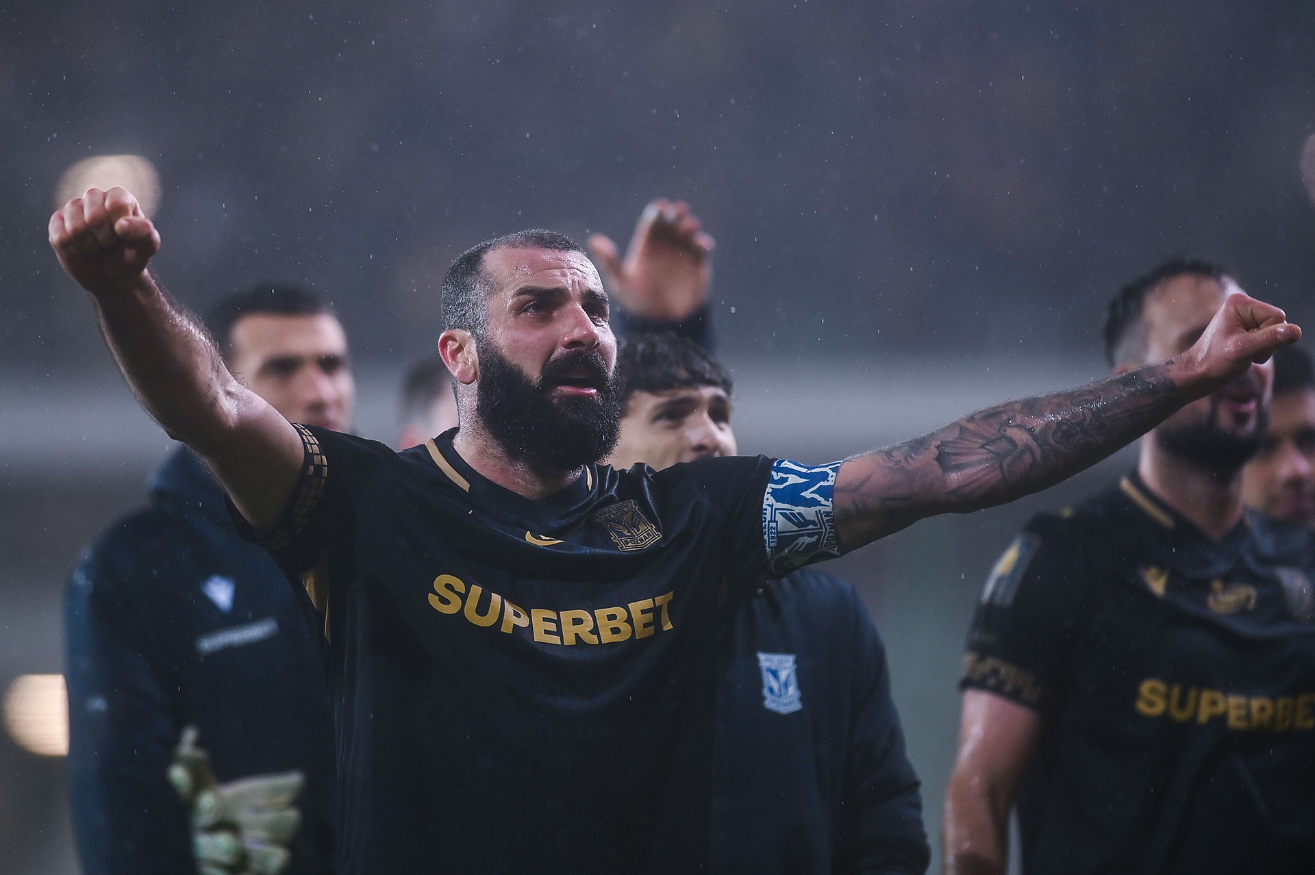 "To frustrujące". Ishak zdradził, czego mu brakuje