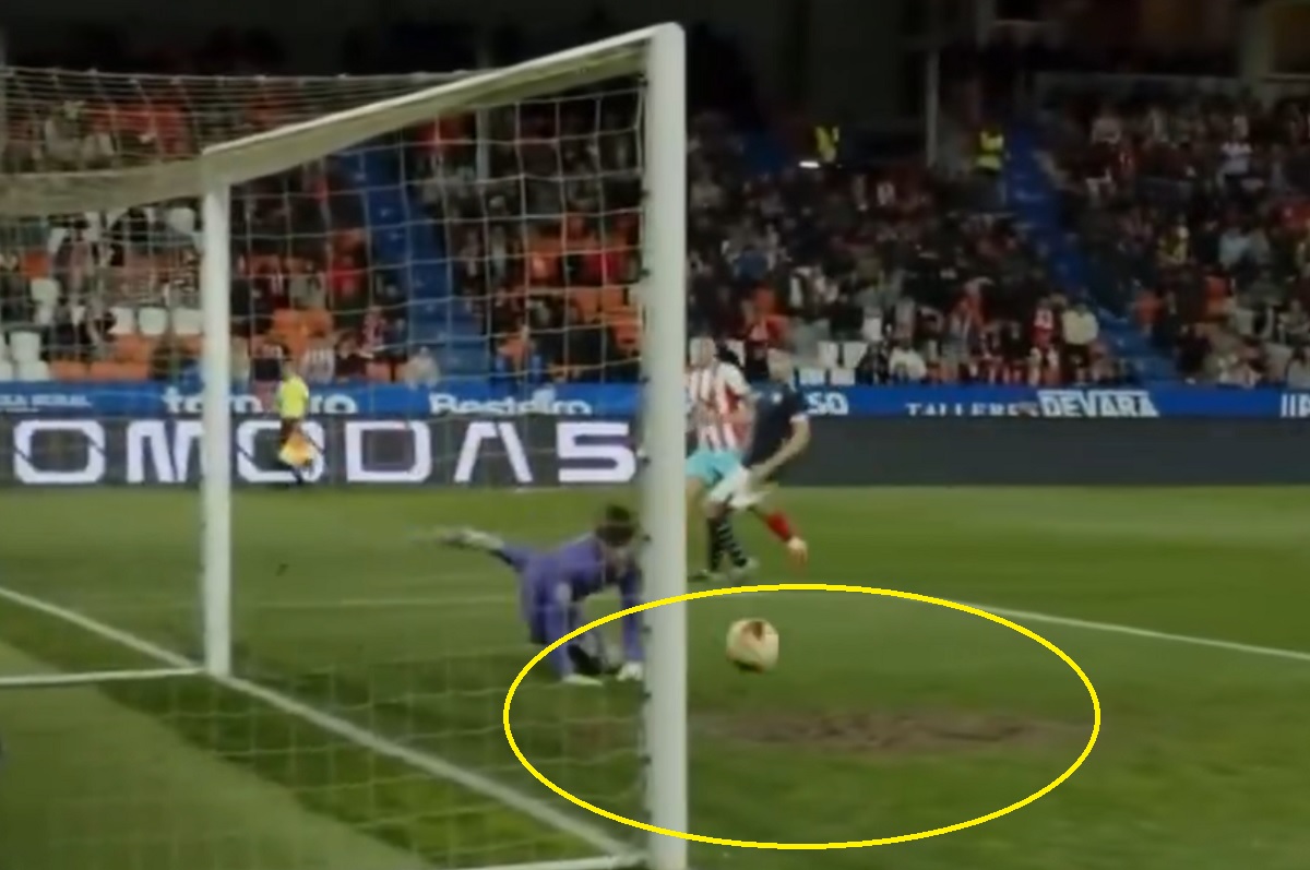 Kuriozum w Hiszpanii. Nierówne boisko strzeliło gola [WIDEO]
