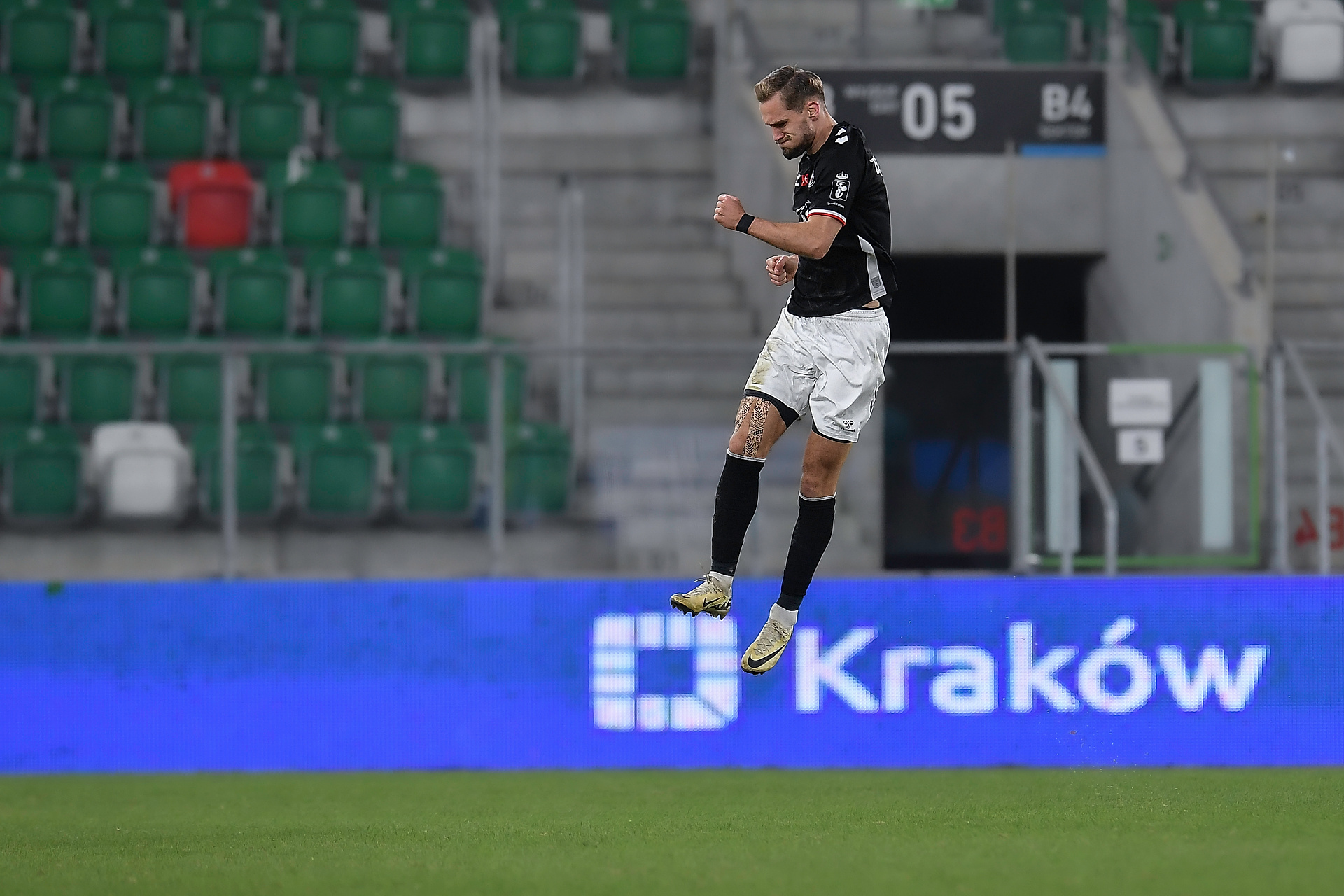 90. minuta i szok Wieczystej! Porażka Krakowian w hicie kolejki