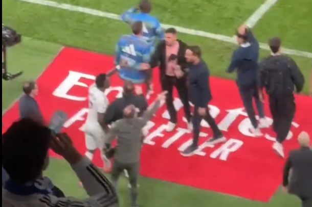 Vinicius znów się zagotował. Sceny po porażce Realu [WIDEO]