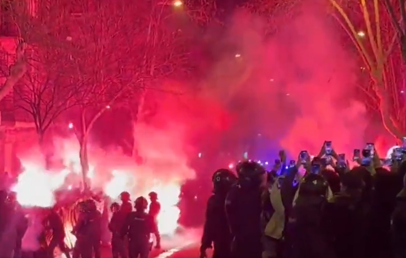 Skandal przed meczem Barcelony. Wybili szybę w autokarze Atletico [WIDEO]