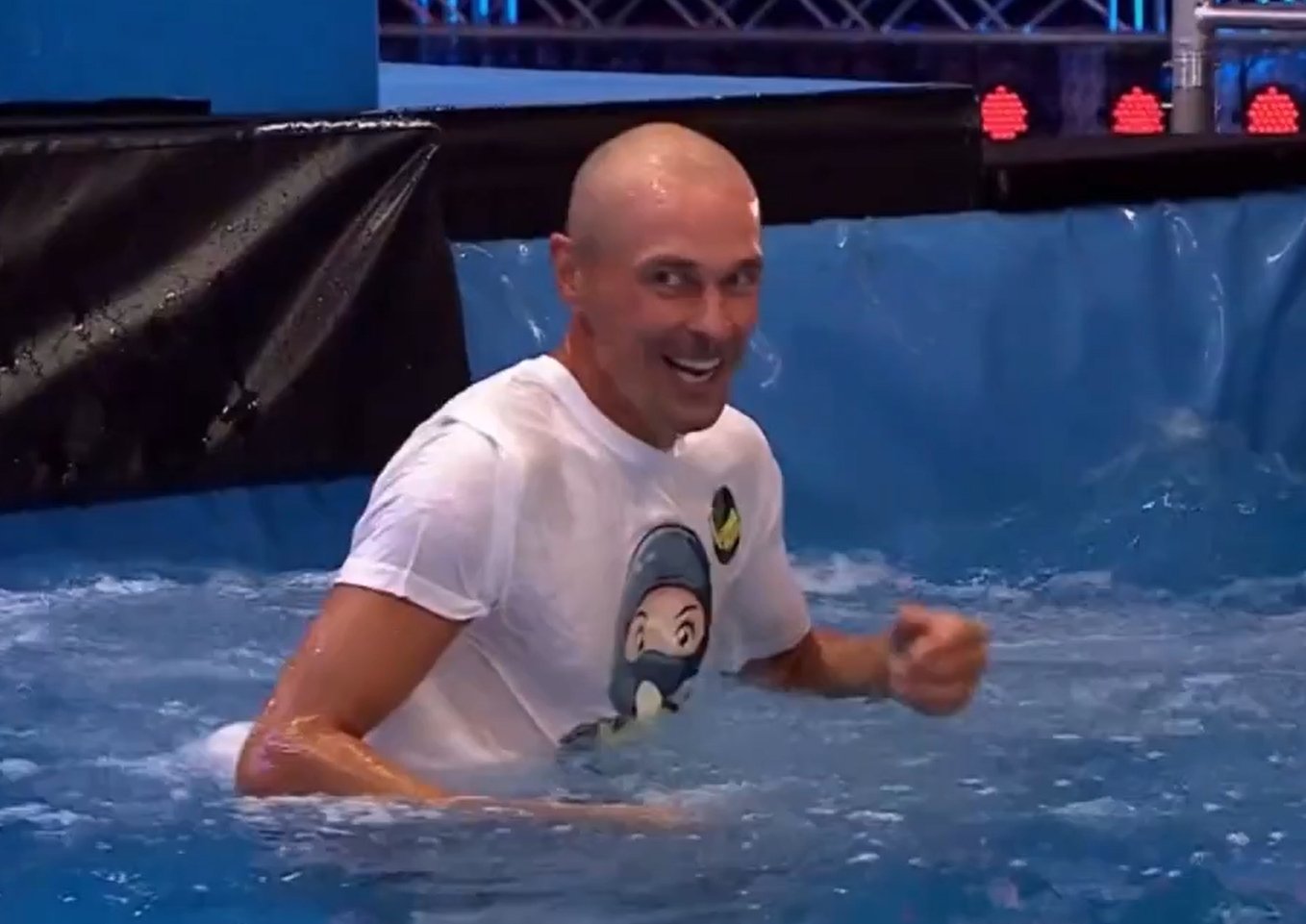 Żyła chciał złamać zasady. Nagle runął prosto do wody [WIDEO]