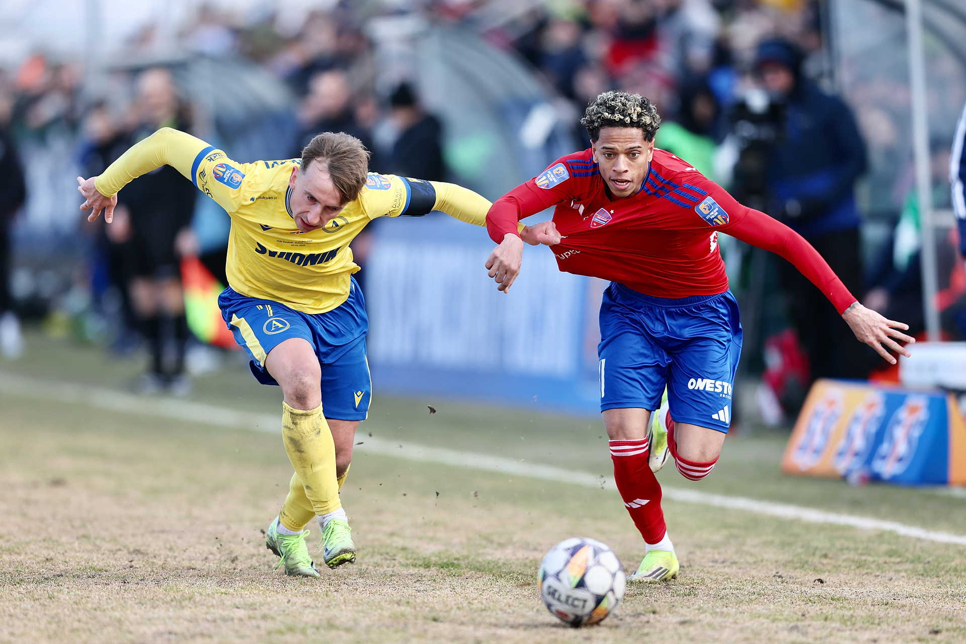Sceny w meczu Avii z Rakowem. Dogrywka wyłoniła półfinalistę Pucharu Polski