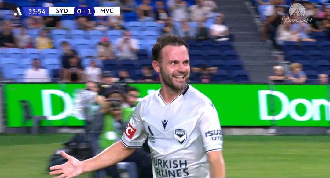 Cudowny gol legendy. Idealny strzał z rzutu wolnego