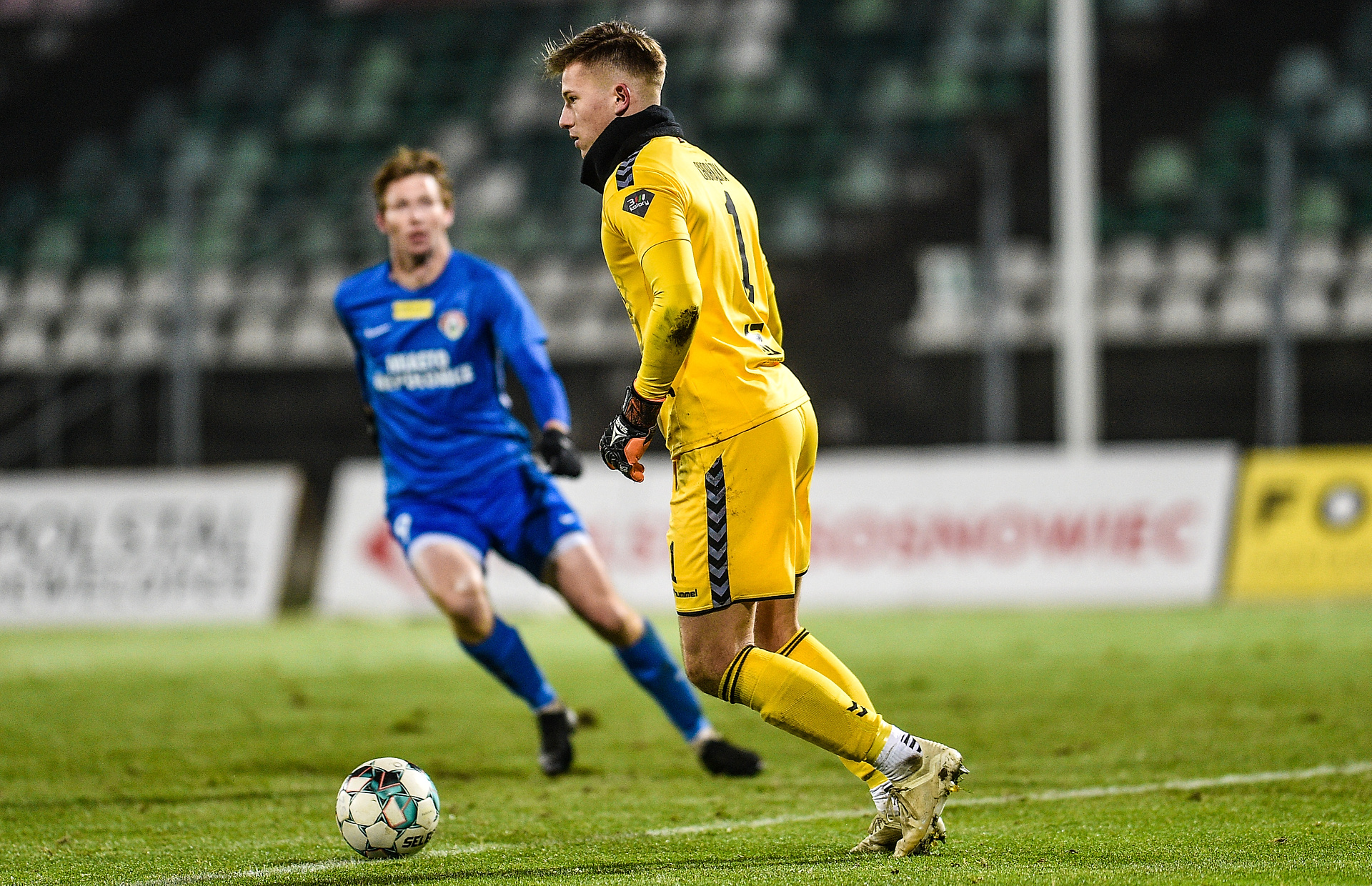 Świetna passa Polaka w zagranicznej lidze. Jego klub prowadzi w tabeli