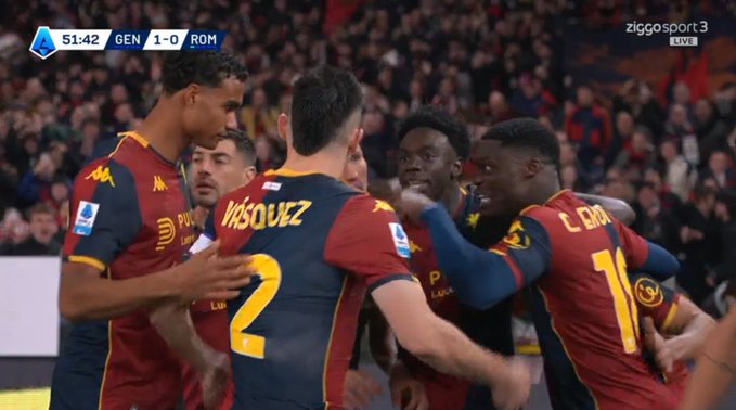 Sensacyjna porażka Romy. De Rossi skarcił były klub