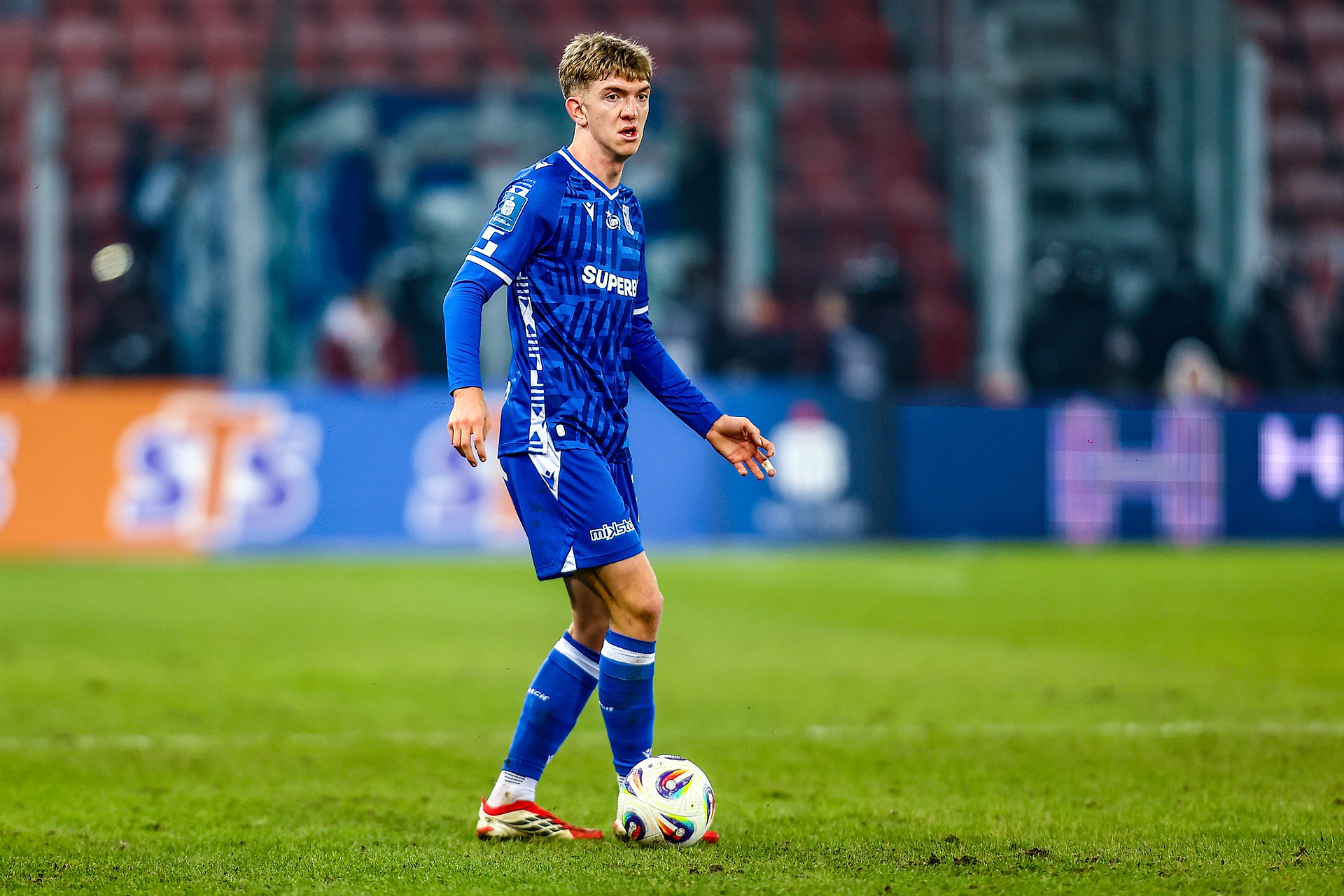 Media: Piłkarz Lecha rozchwytywany. Zainteresowanie z topowych lig