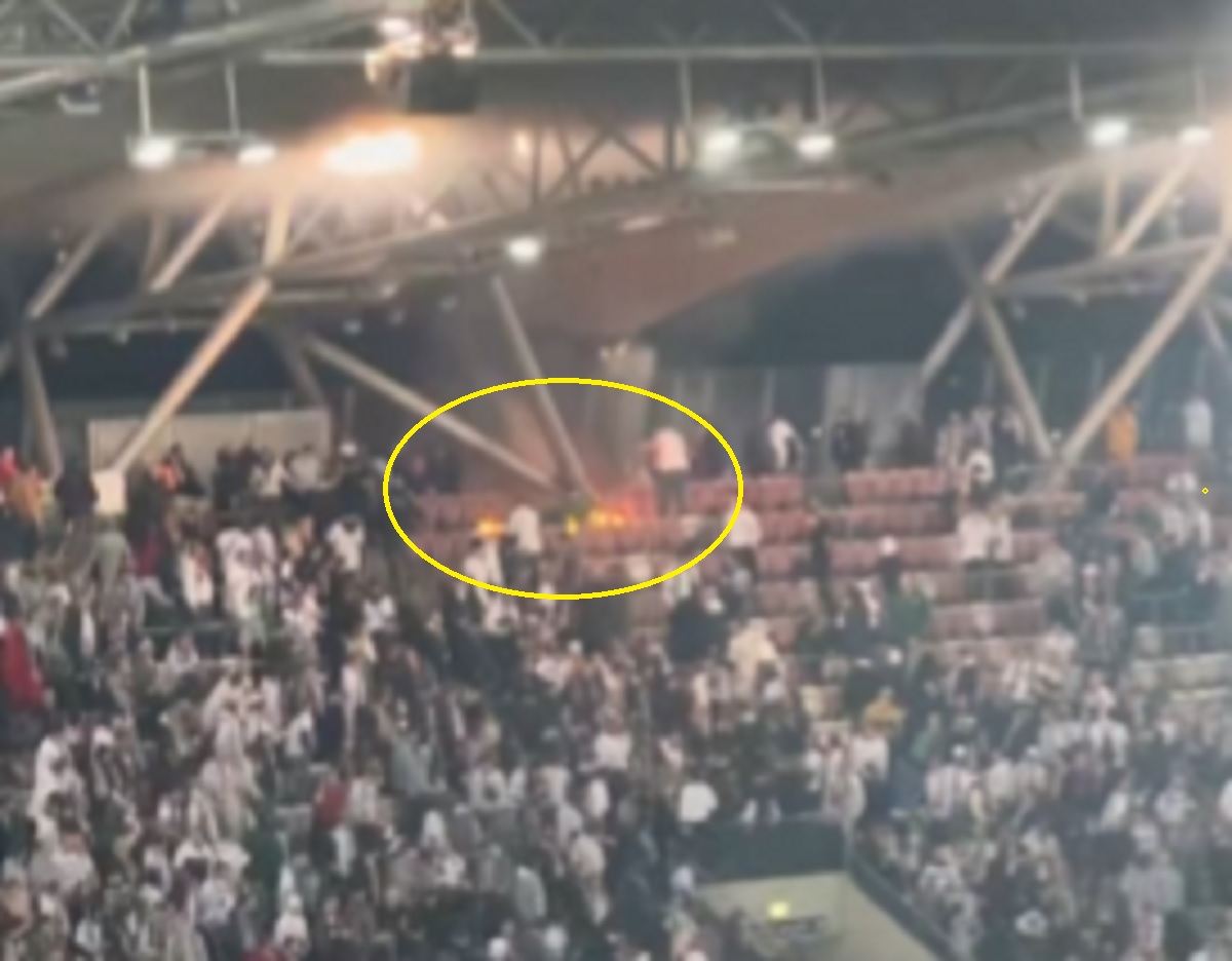 Ogień na stadionie Legii. Niespodziewane problemy kibiców [WIDEO]