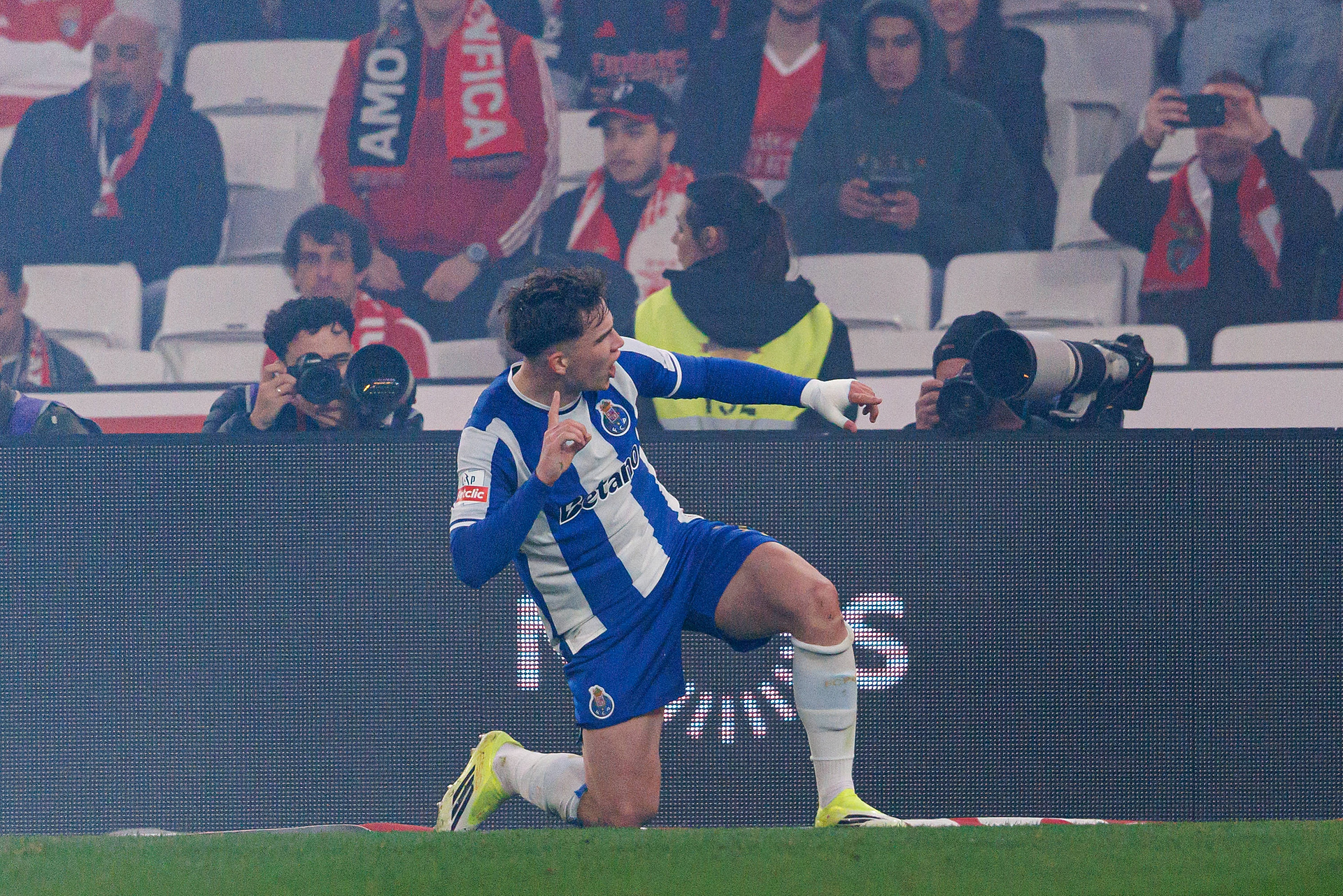 Co za słowa o Pietuszewskim! Apel do Urbana. "Niesamowity. Zakończył karierę mistrzowi świata"